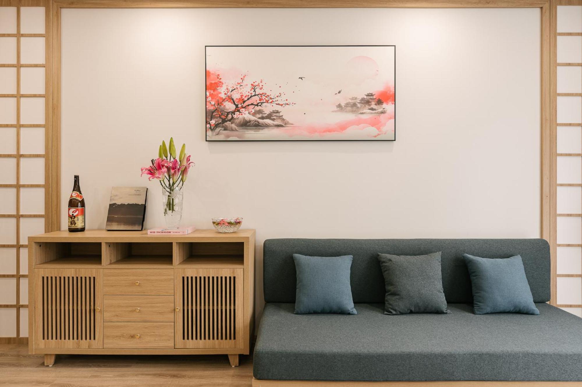 Lux Japan Town Hotel *