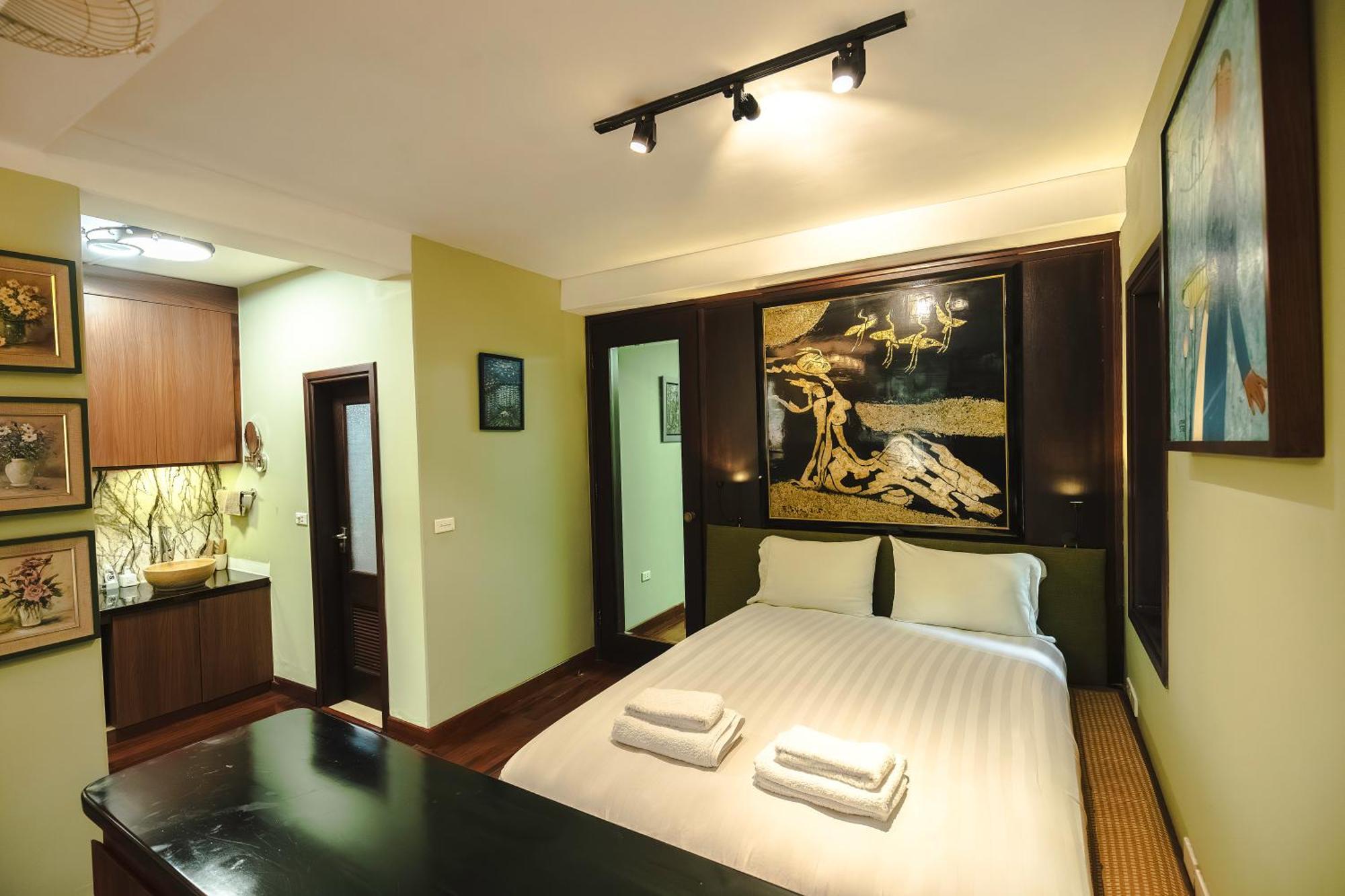 Wecozy - Heart Of Hanoi, Vibrant Apartment