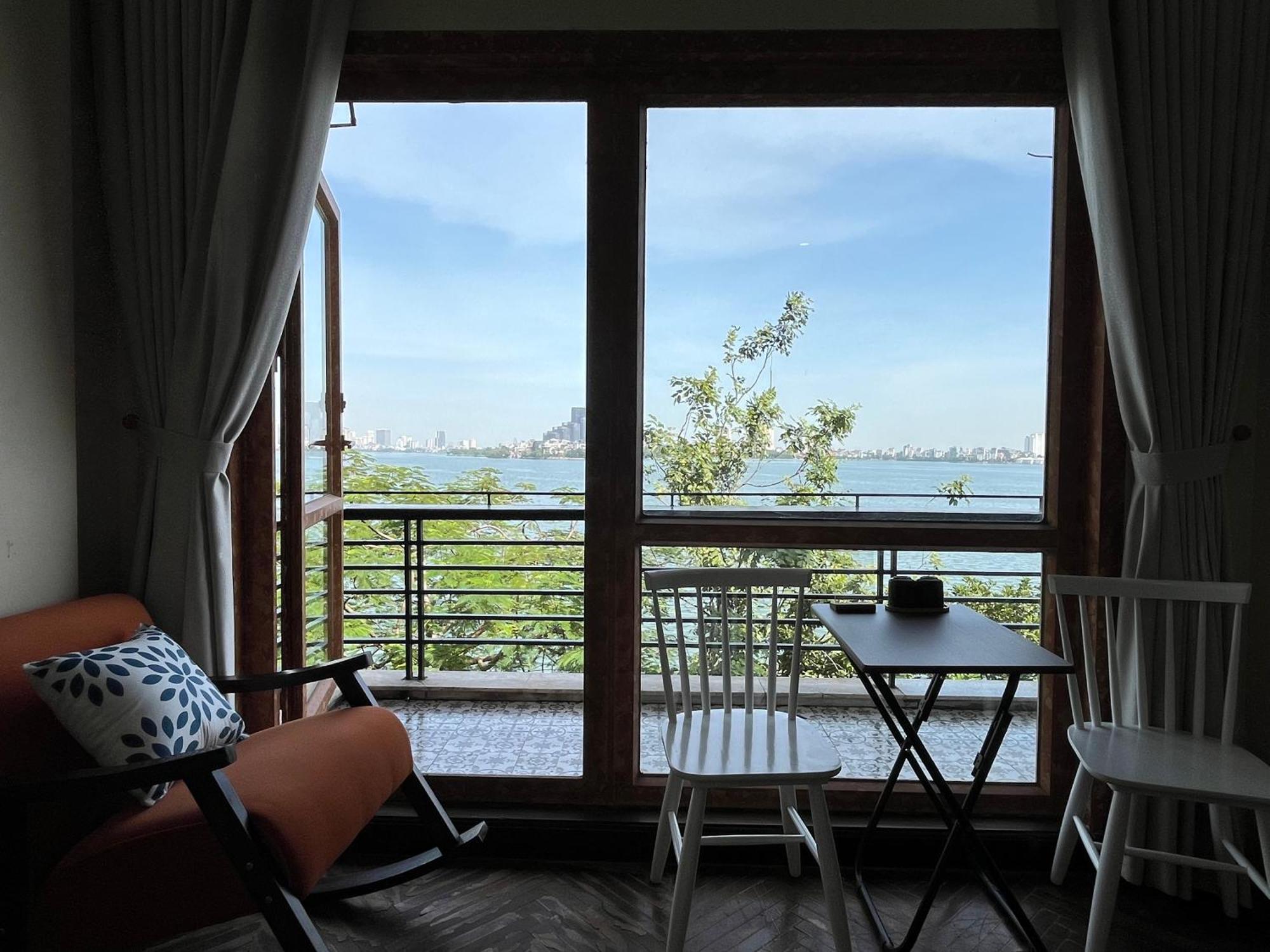 Ban Cong View Ho Apartamento *