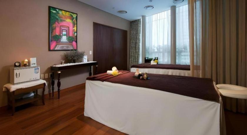 Hotel Calidas Landmark72 Royal 5*