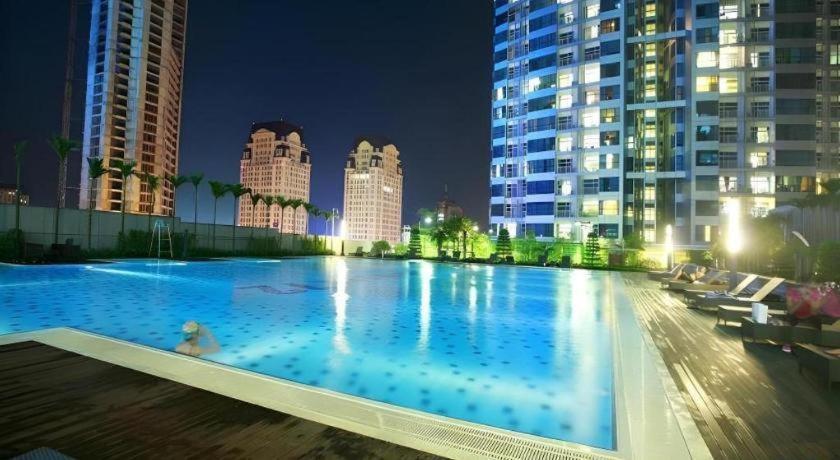 Calidas Landmark72 Royal Hotel Hanoi