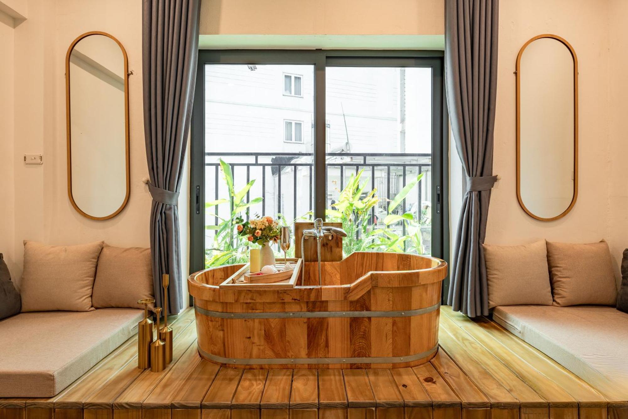 Apartment Peaceful Corner In Old Quarter- Private Self Check In Hanoi