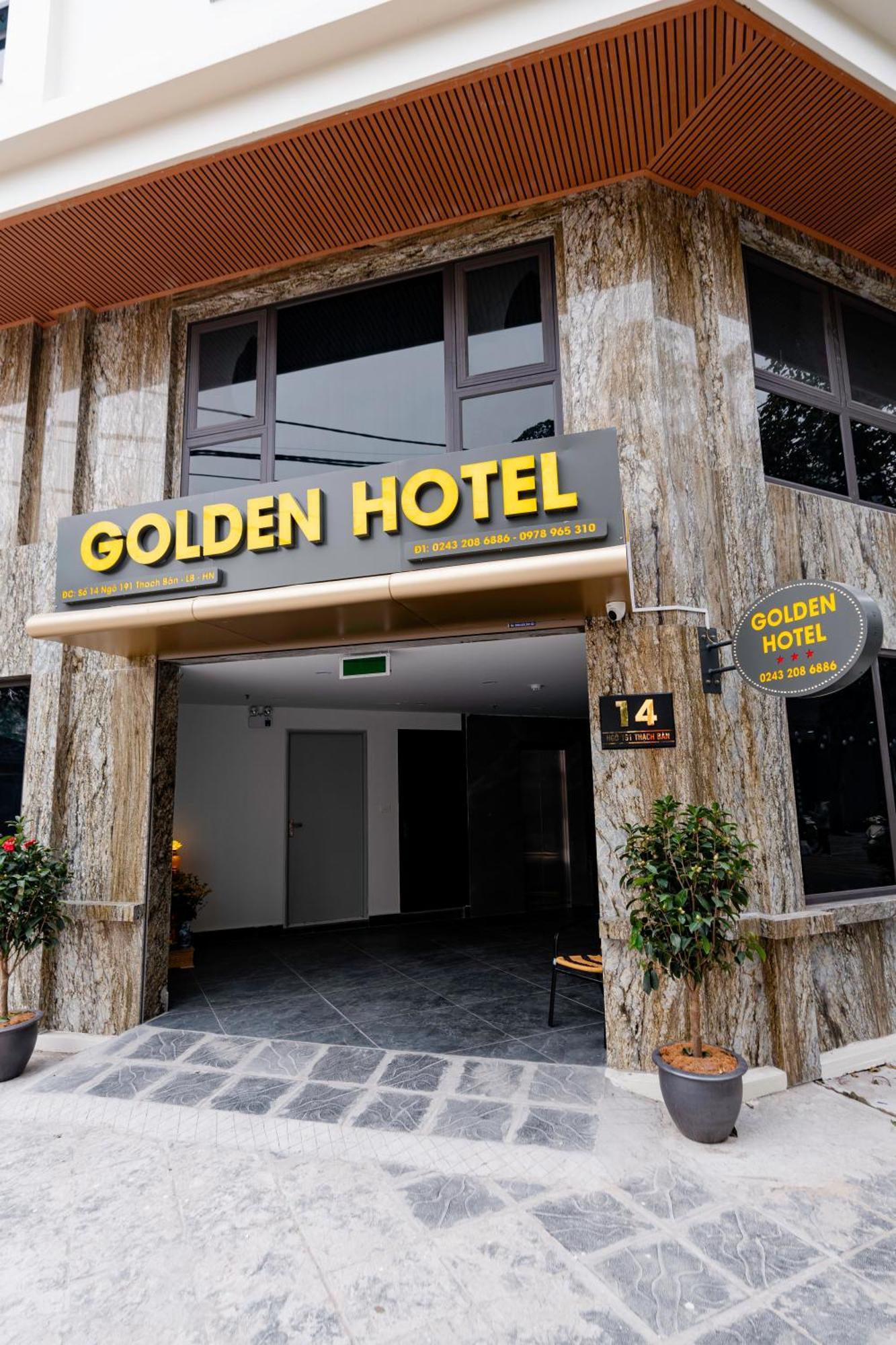 Golden Crown Long Bien 3*