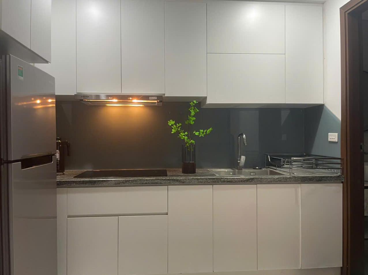 Vm 27,29 Vong Thi,the Lakeview - West * Hanoi