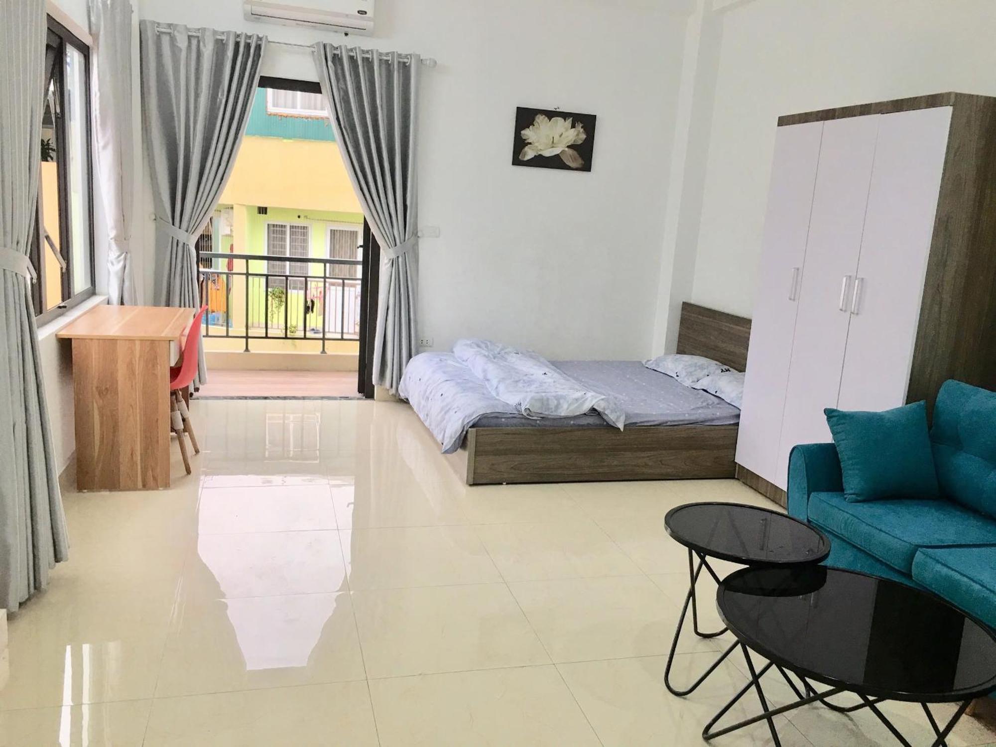 Apartment Ho Nhieu Cua So *