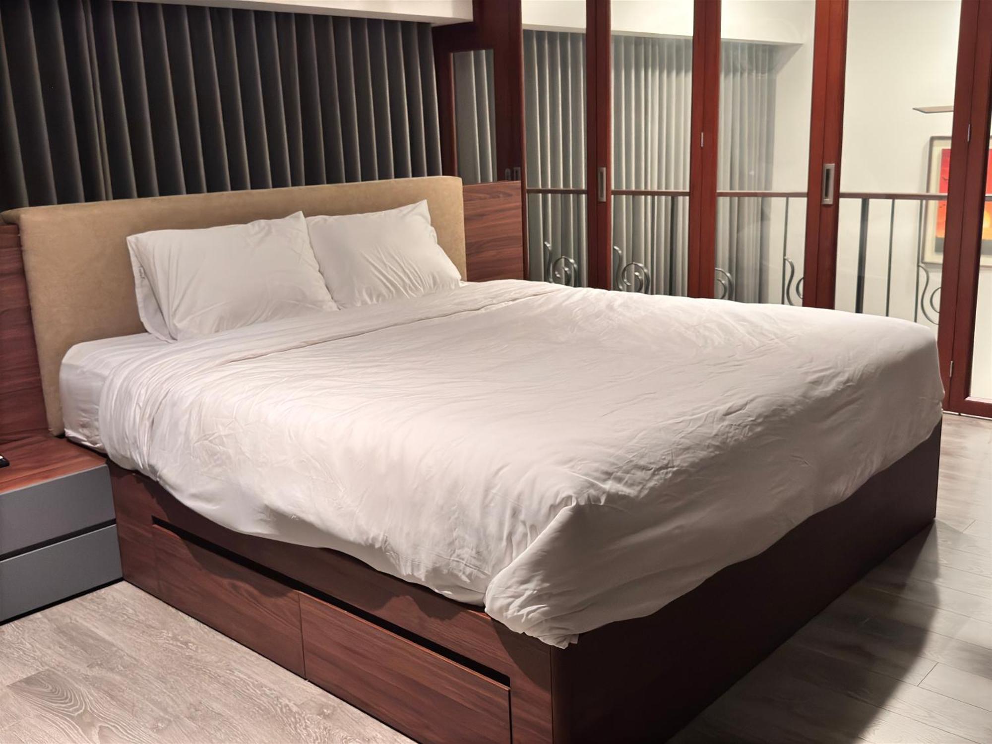 Apartment Pentplex Duplex West Ha Noi Hanoi