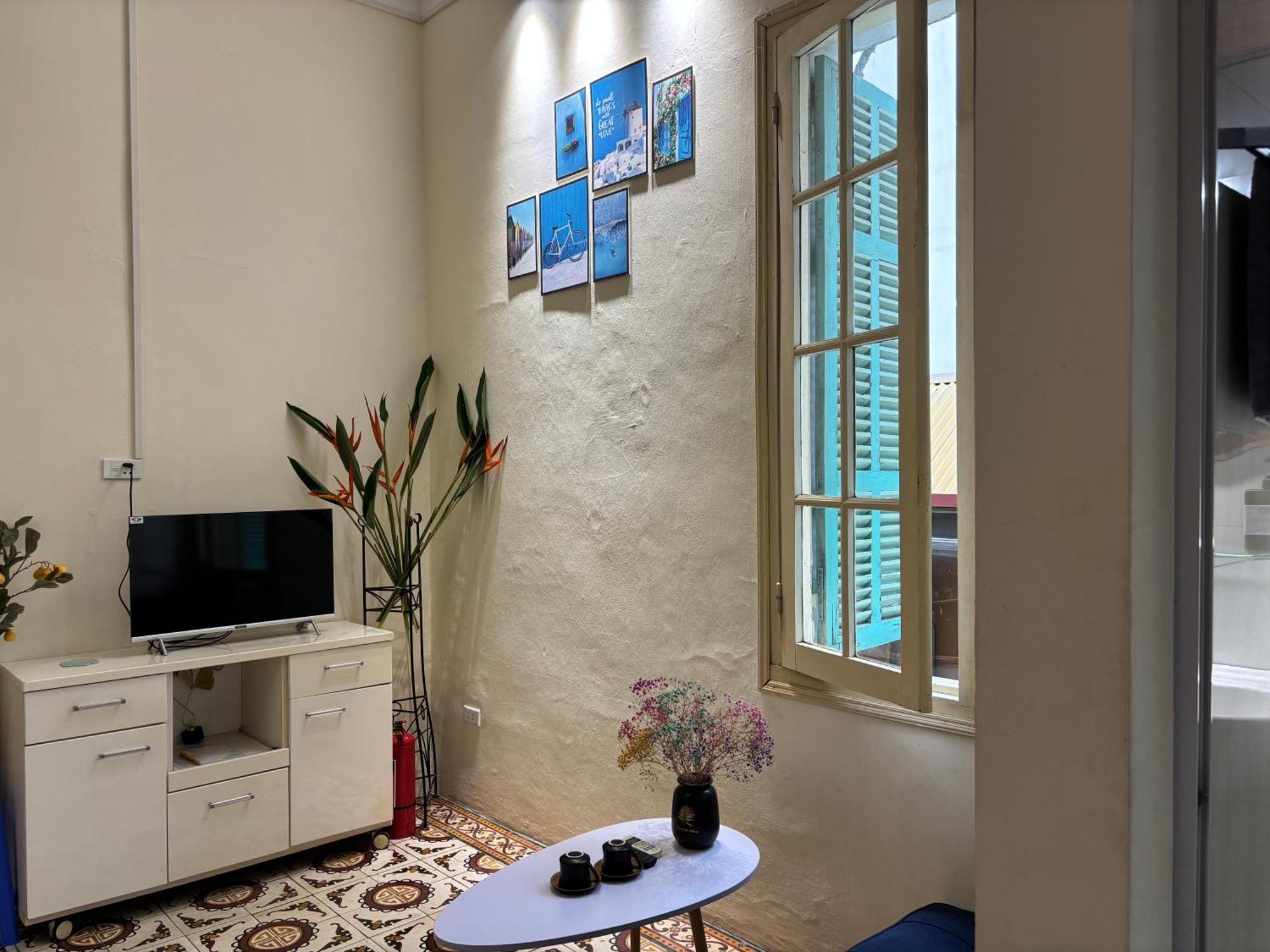 Cozy Townhouse In The Of ! Apartment *