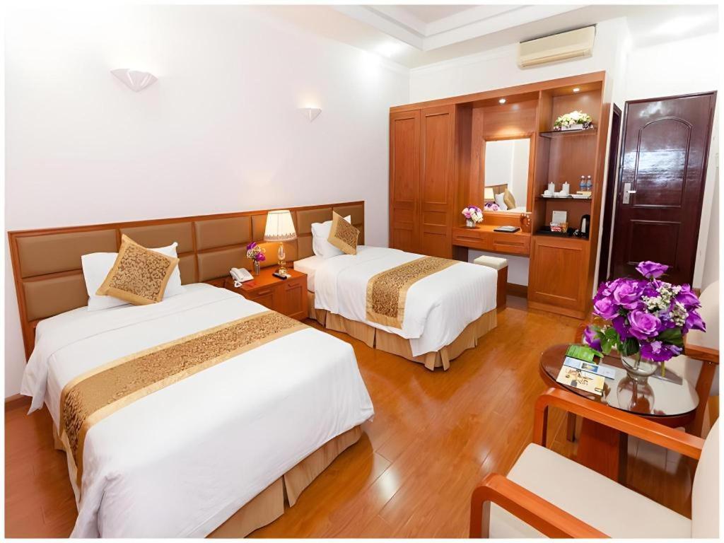 Cong Doan Viet Nam Hanoi