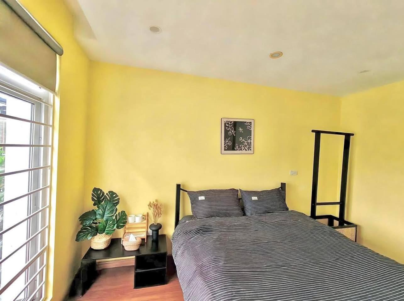 La In Heart Of Hanoi-rooftop Jacuzzi-shuttle Included Apartment