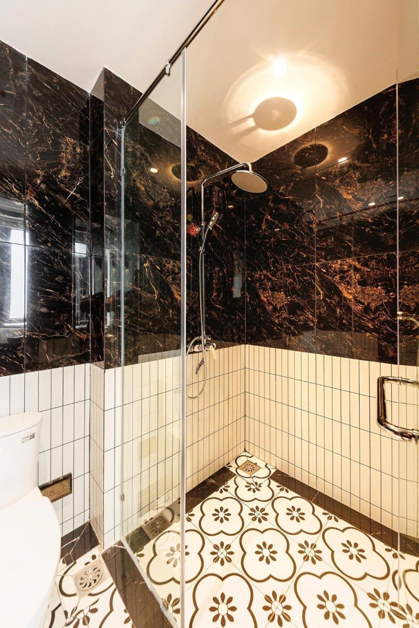 La In Heart Of Hanoi-rooftop Jacuzzi-shuttle Included Apartment Hanoi