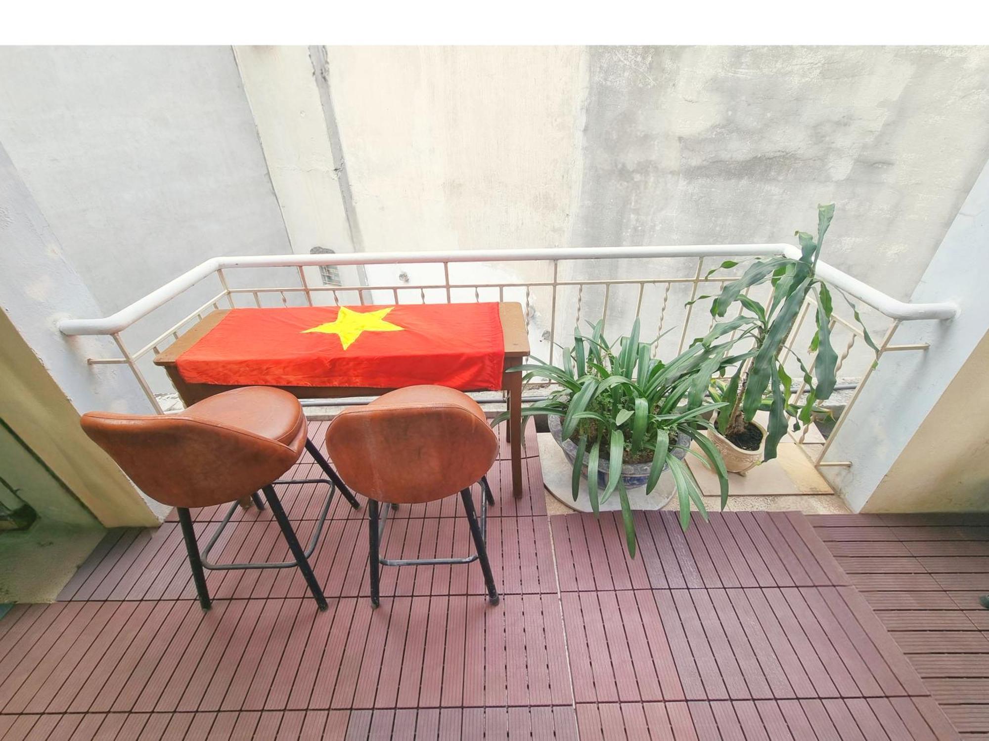 Lushstay - Train Street * Hanoi