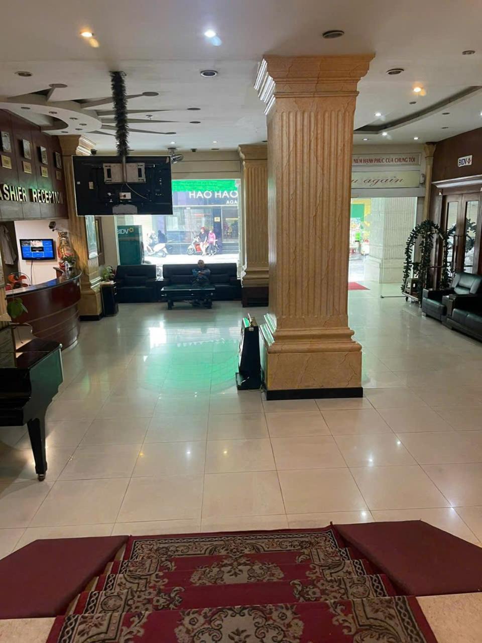 Hotel Royal Old Quarter *