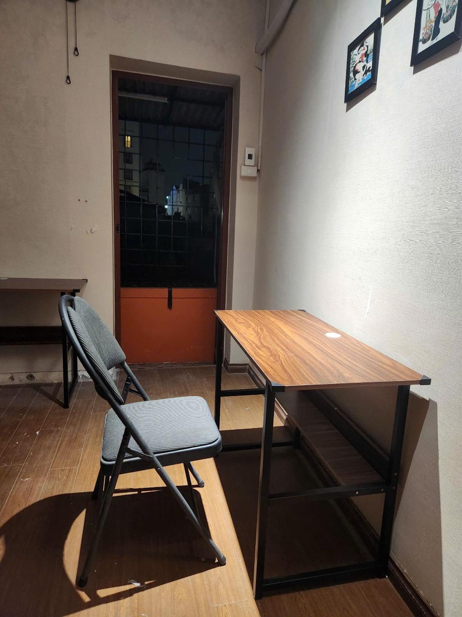 Hostel- Big Bed-3 Mins To Train Street-friendly-high Quality Of Sleeping *