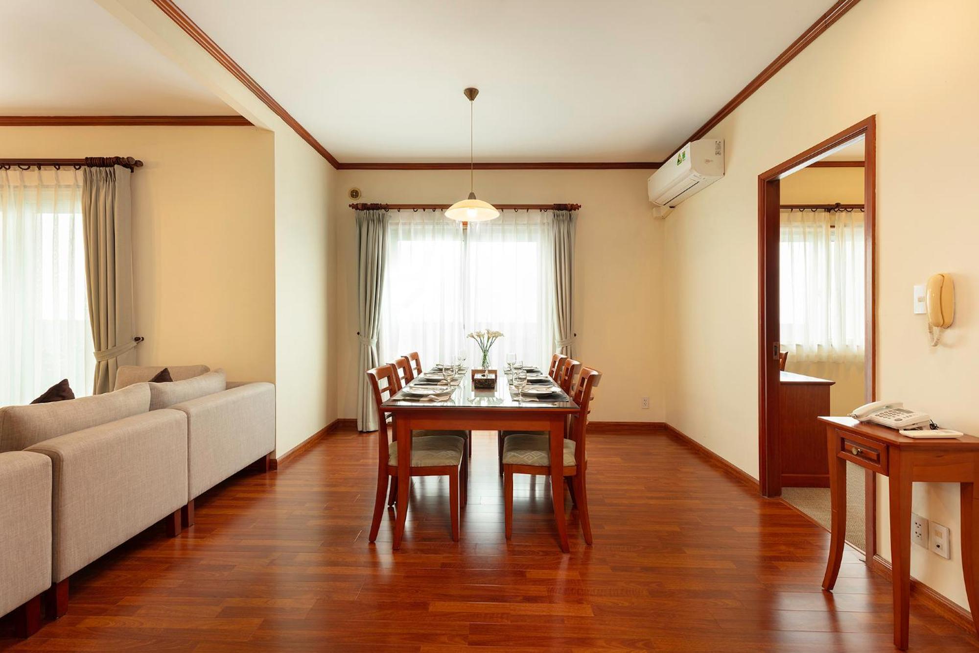 Aparthotel V-tower Serviced *