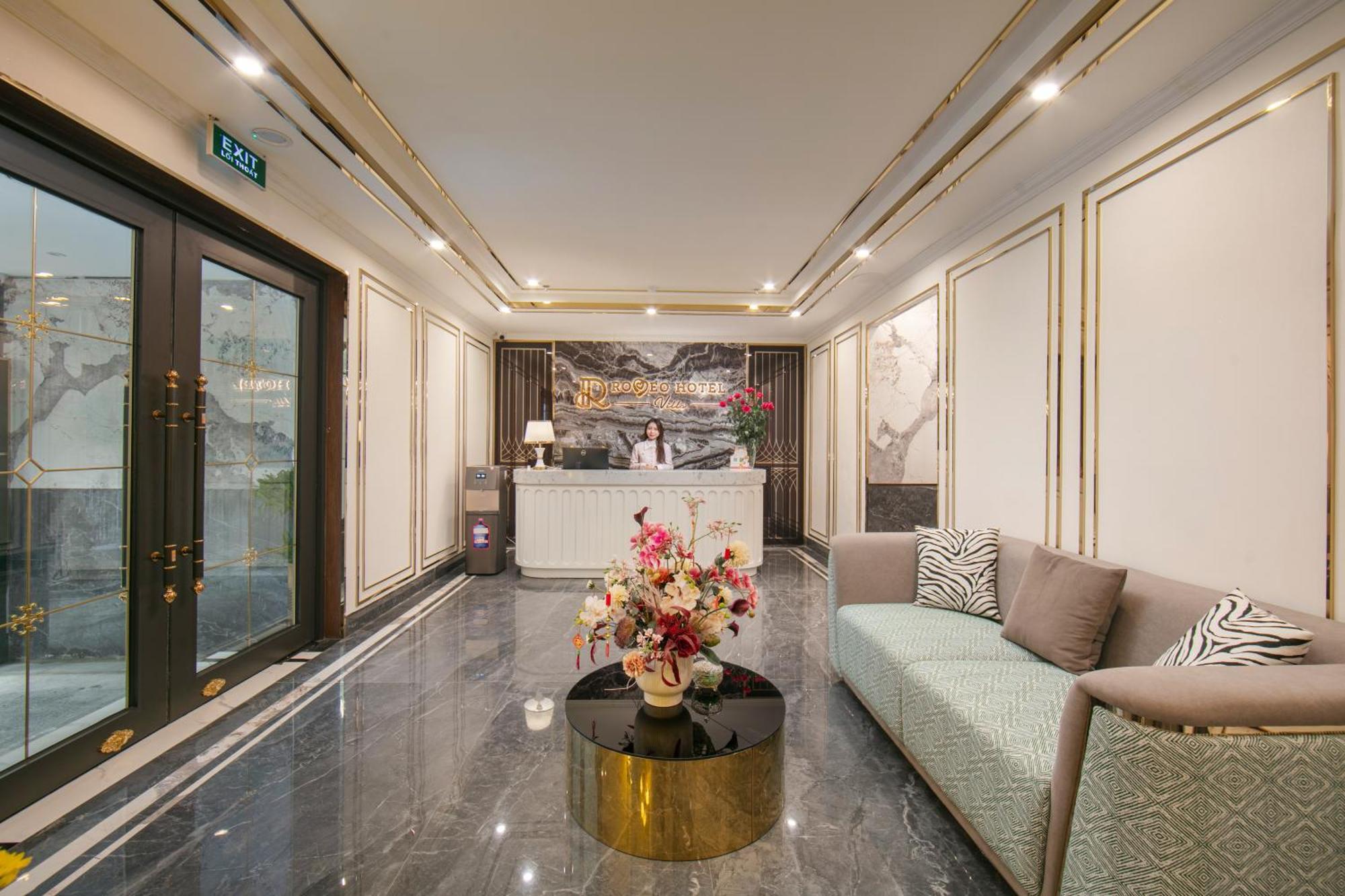Romeo Linh Dam 1 - By Bay Luxury 2*