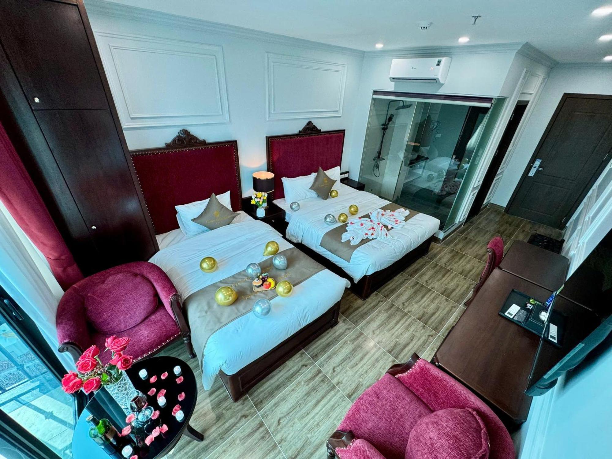 Luxury Hotel 3*