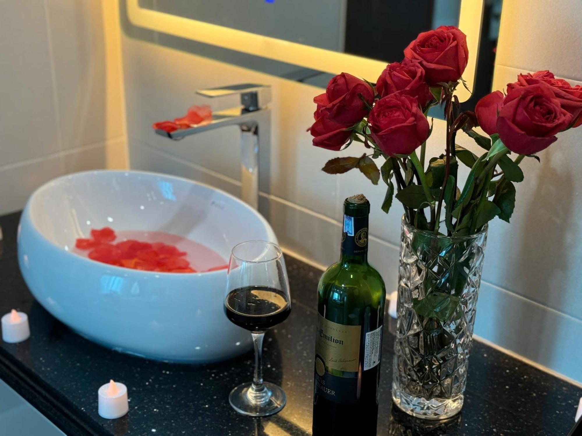 Hotel Luxury Hanoi