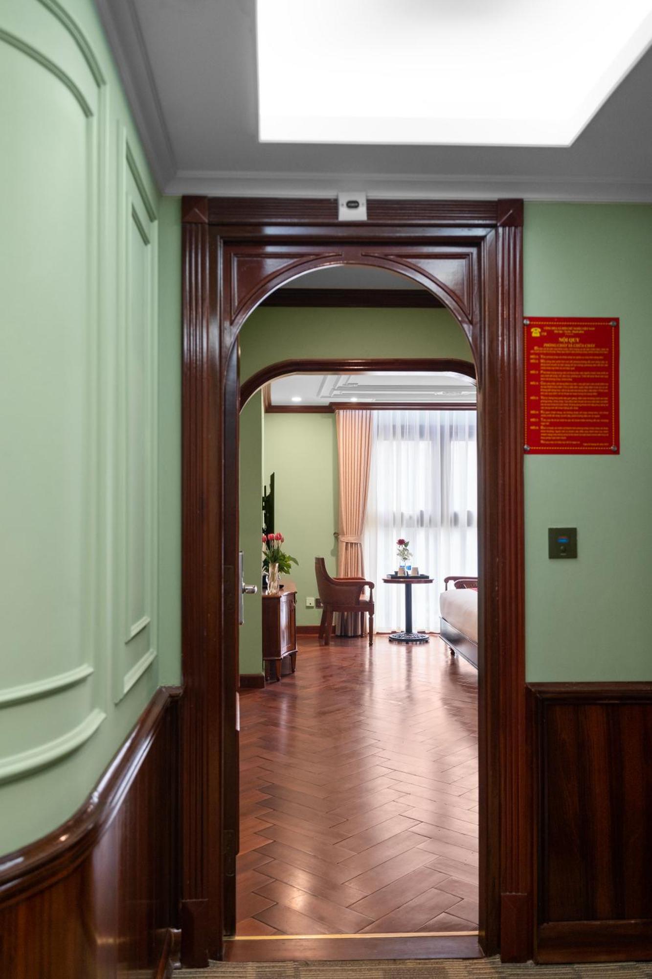 12 A&b Dien Bien Phu Ha Noi Hotel 4*