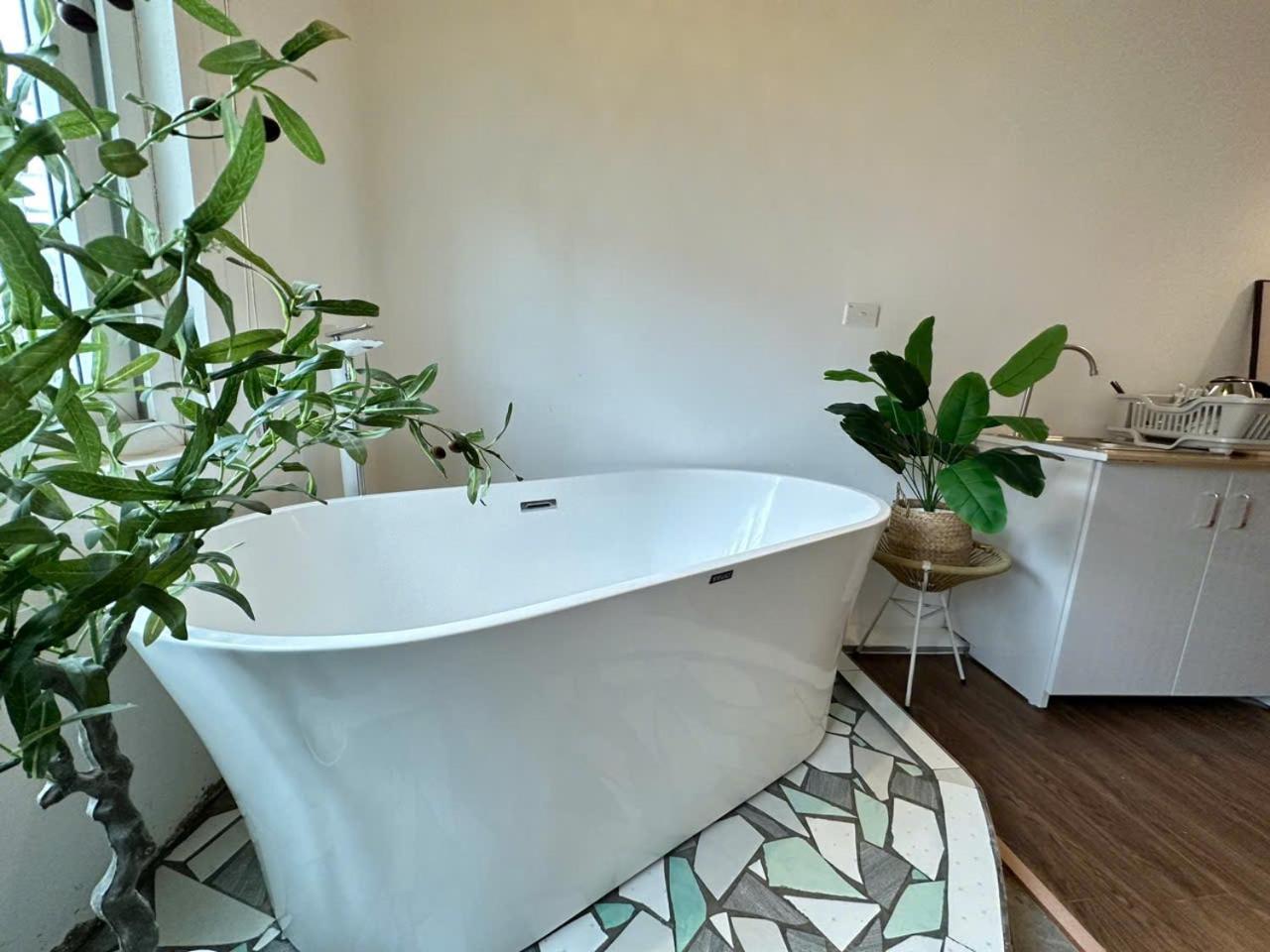 Hotel San San Housing Hanoi
