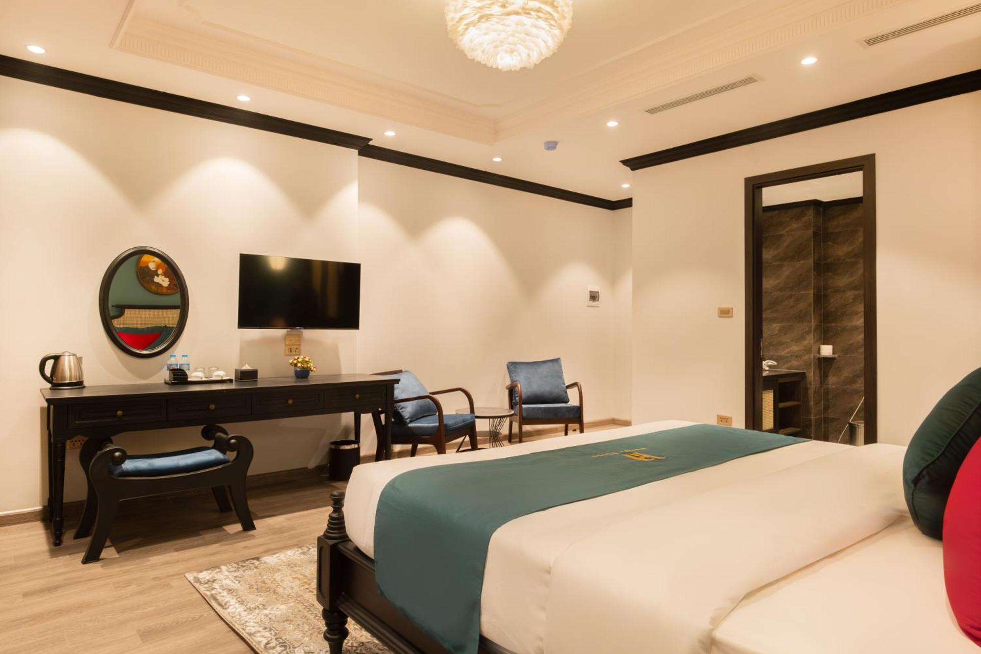 Bliss Hotel 4*