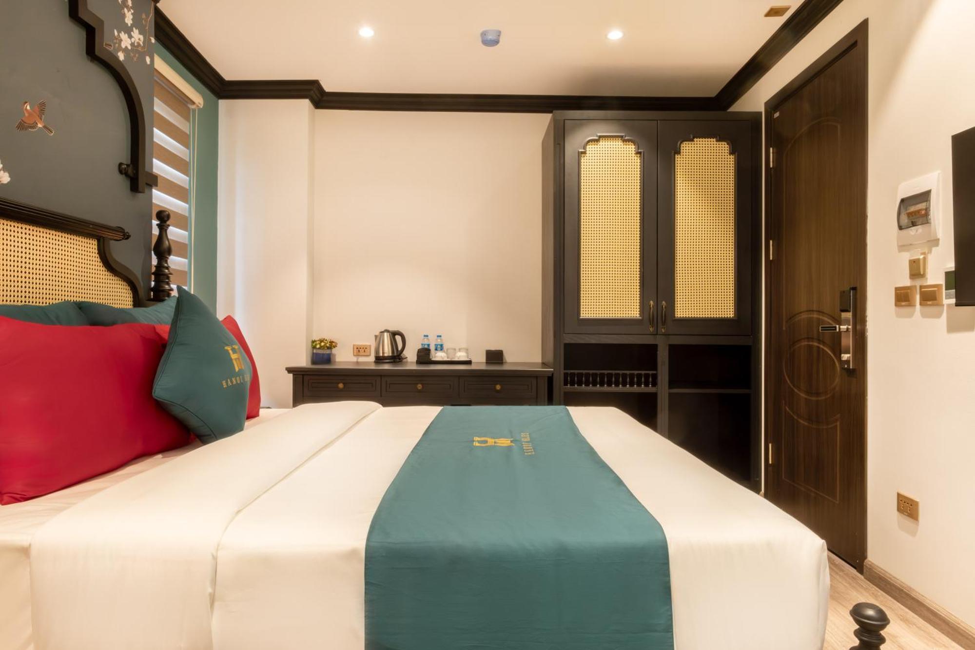 Bliss Hotel Hanoi