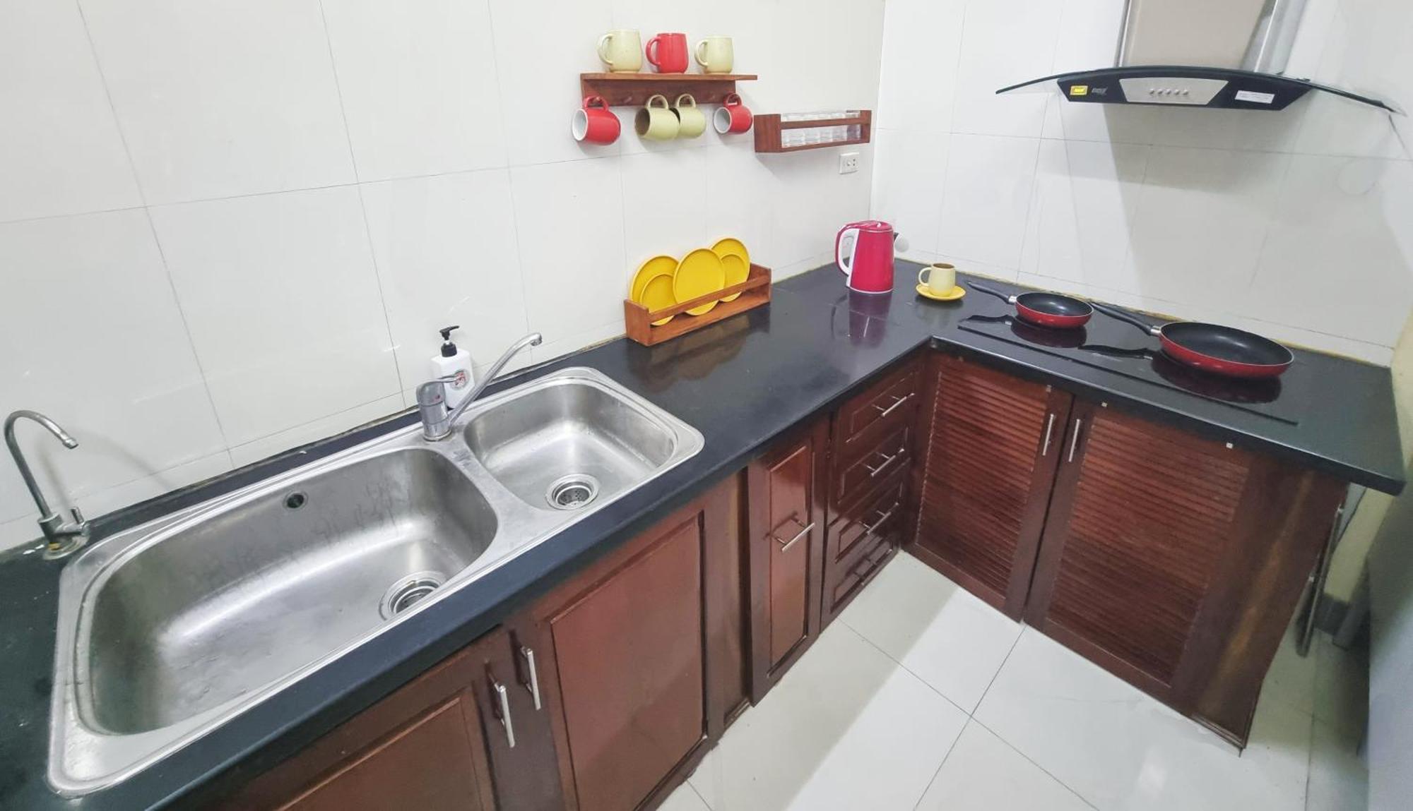 Lushstay - Train Street * Hanoi