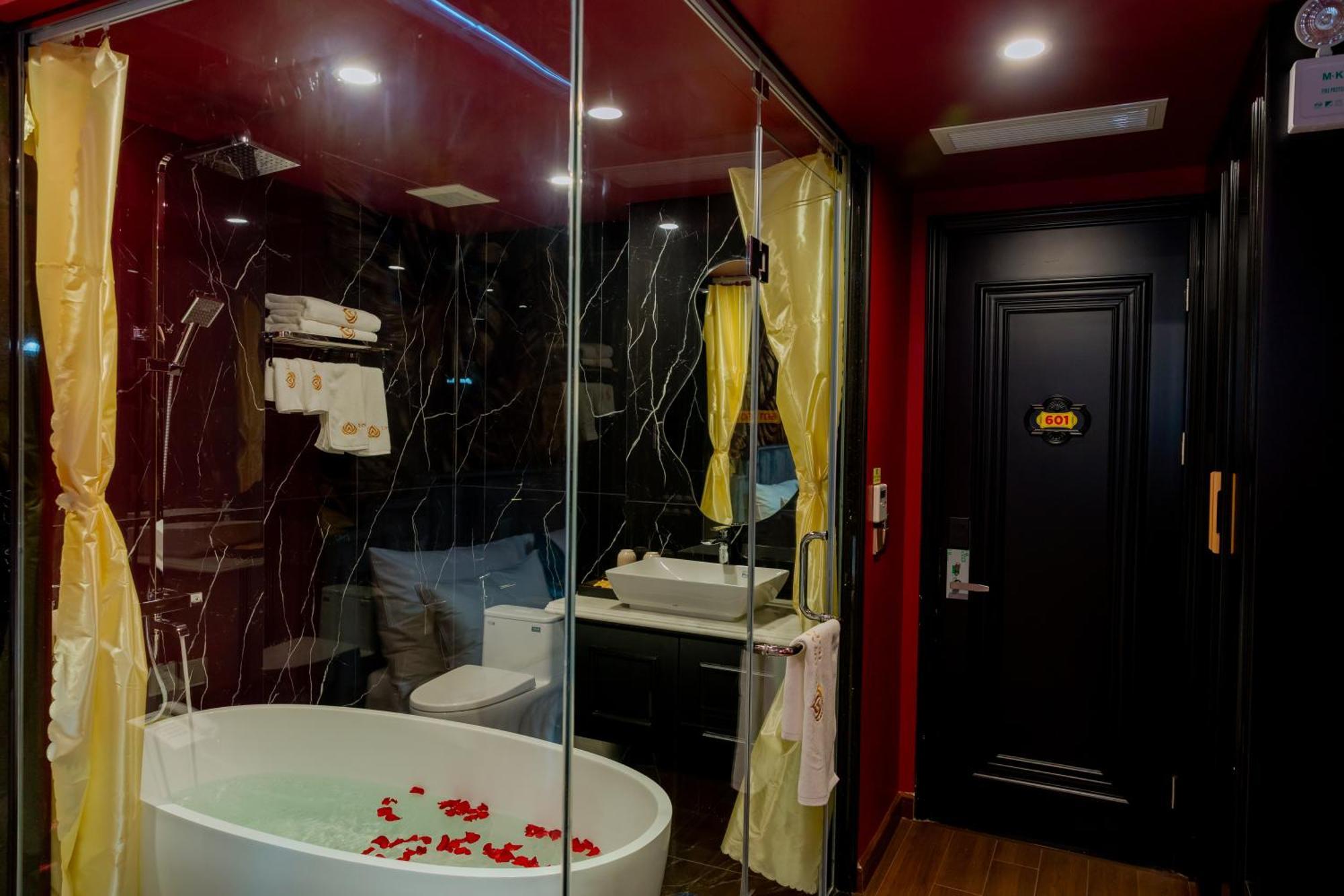 Hotel Lotus Aroma