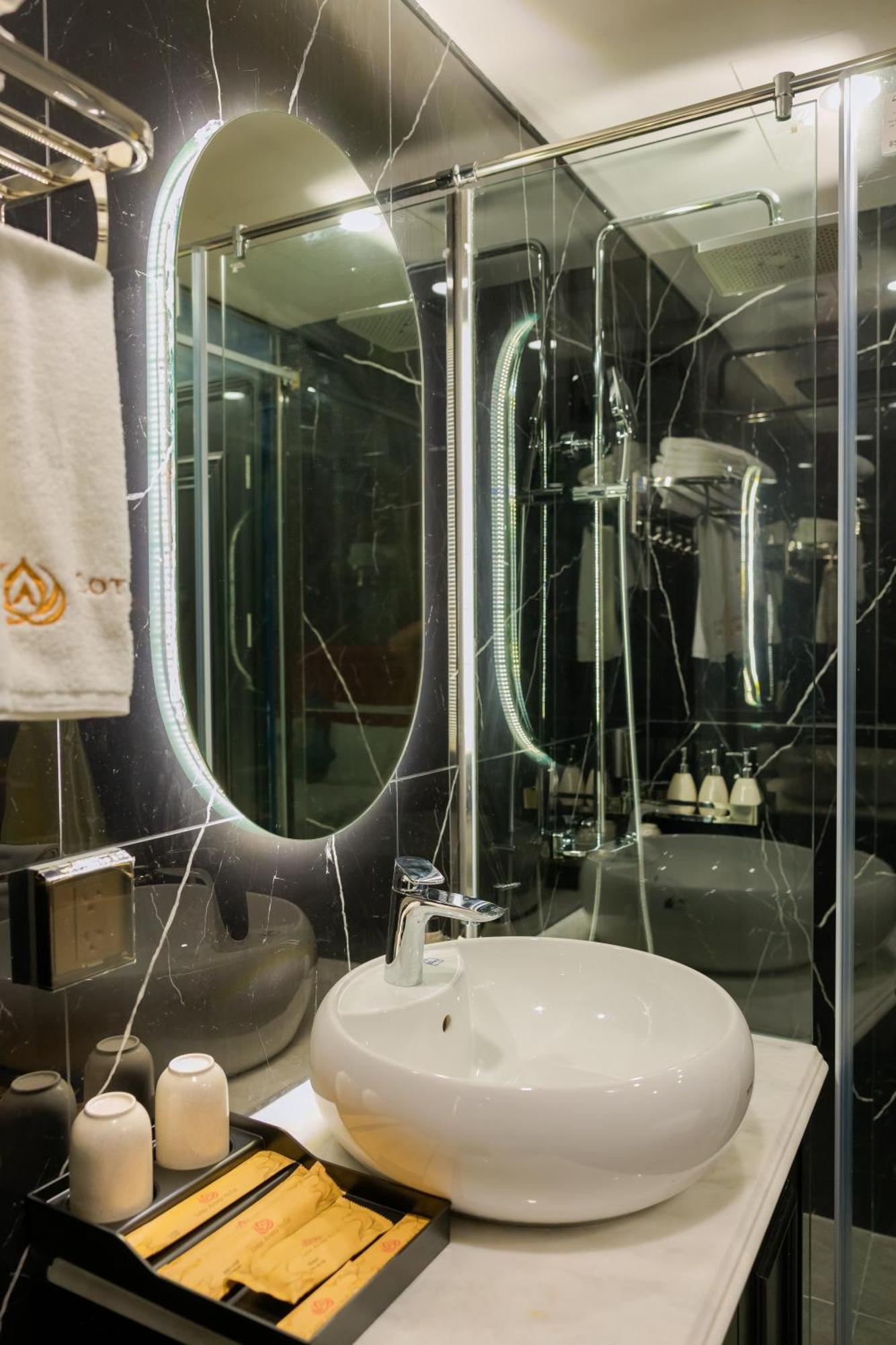 Lotus Aroma Hotel Hanoi