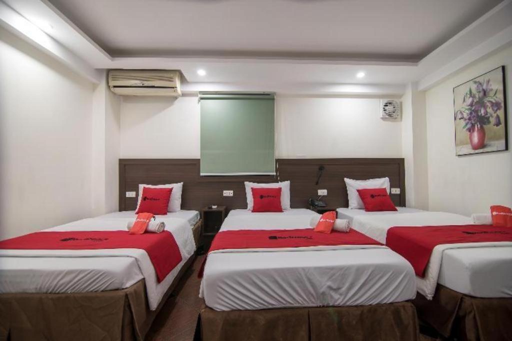Ha Noi Vang Hoang Ngan *