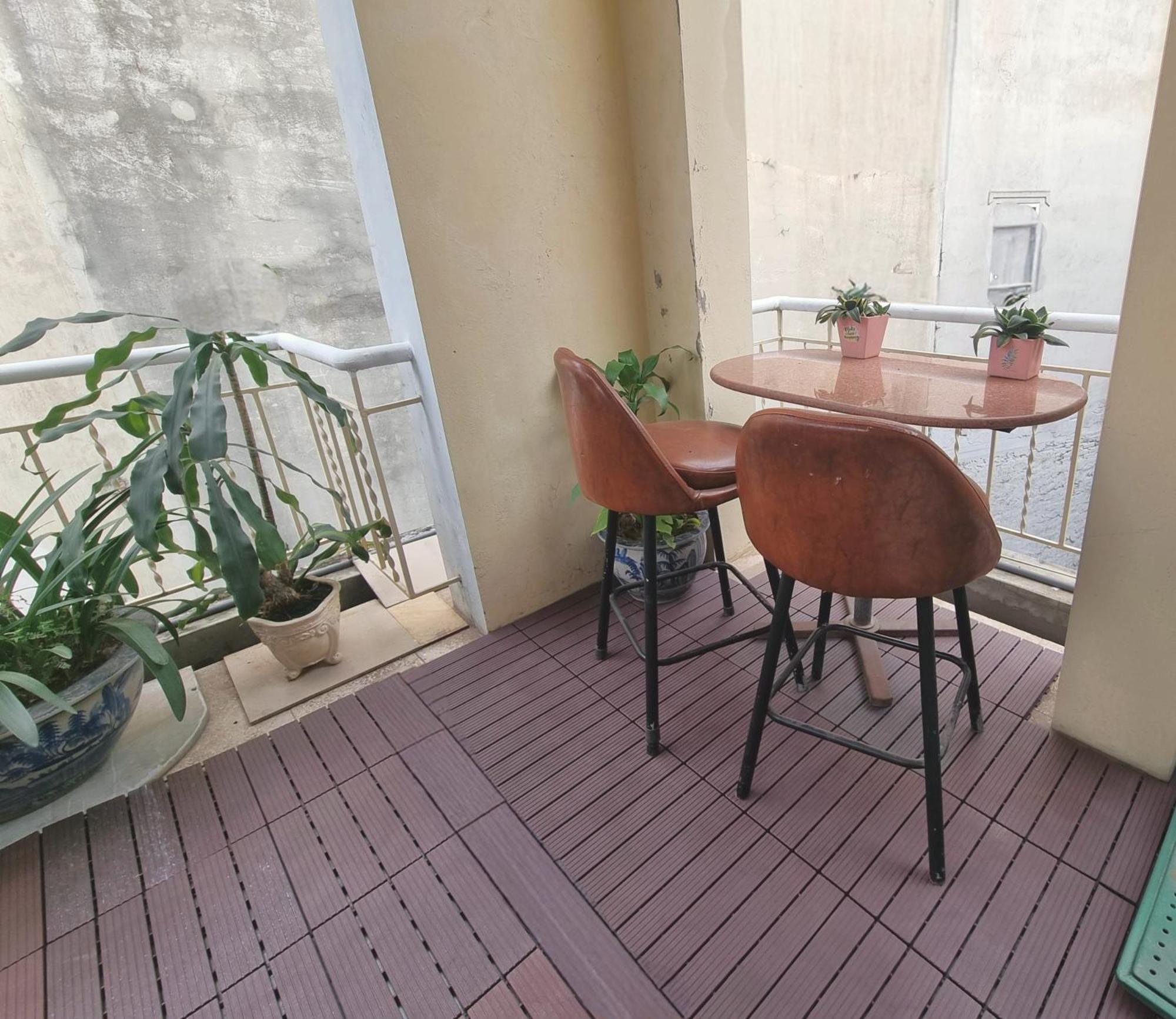 Lushstay - Train Street Hostel *