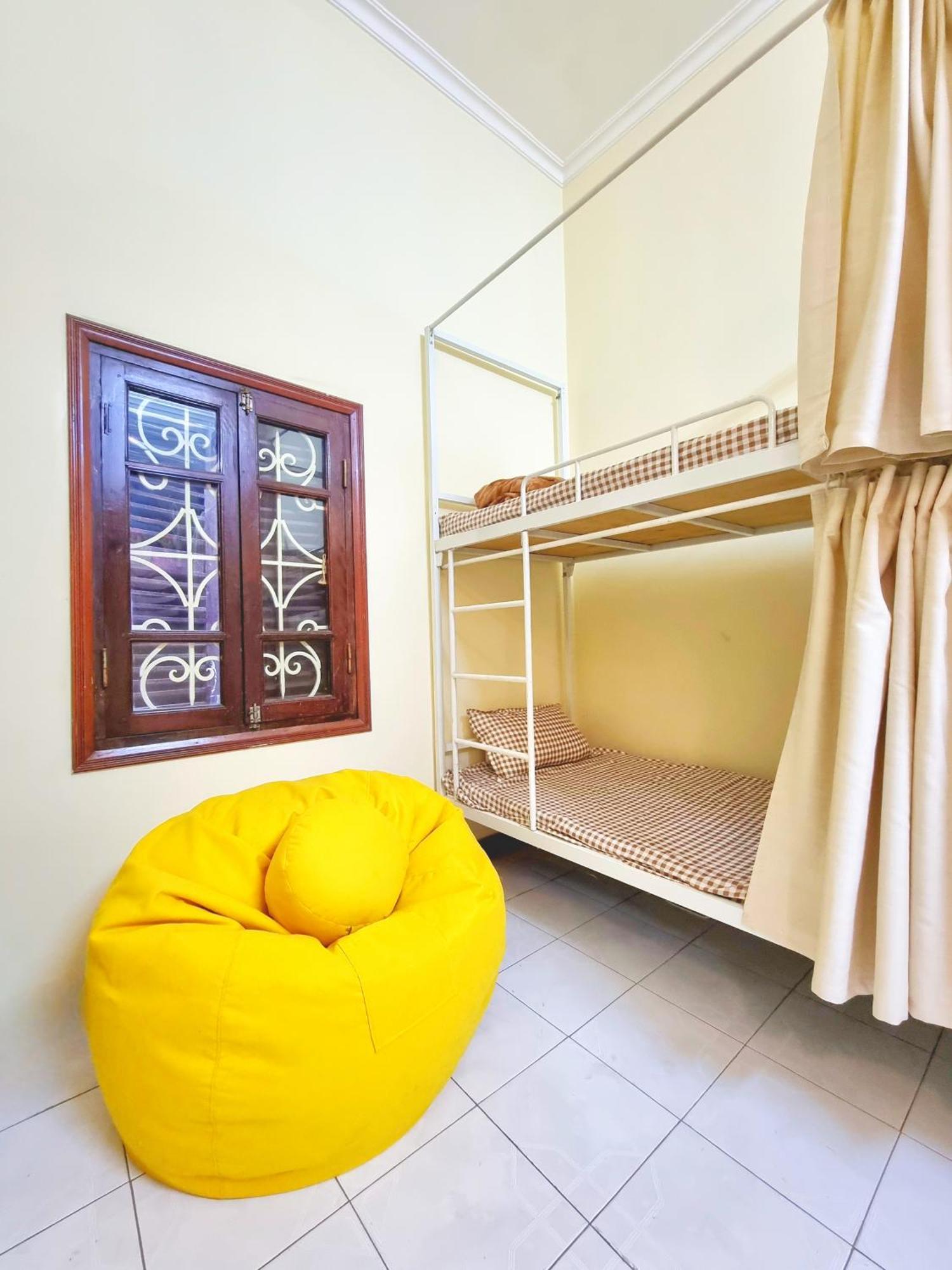 Hostel Lushstay - Train Street