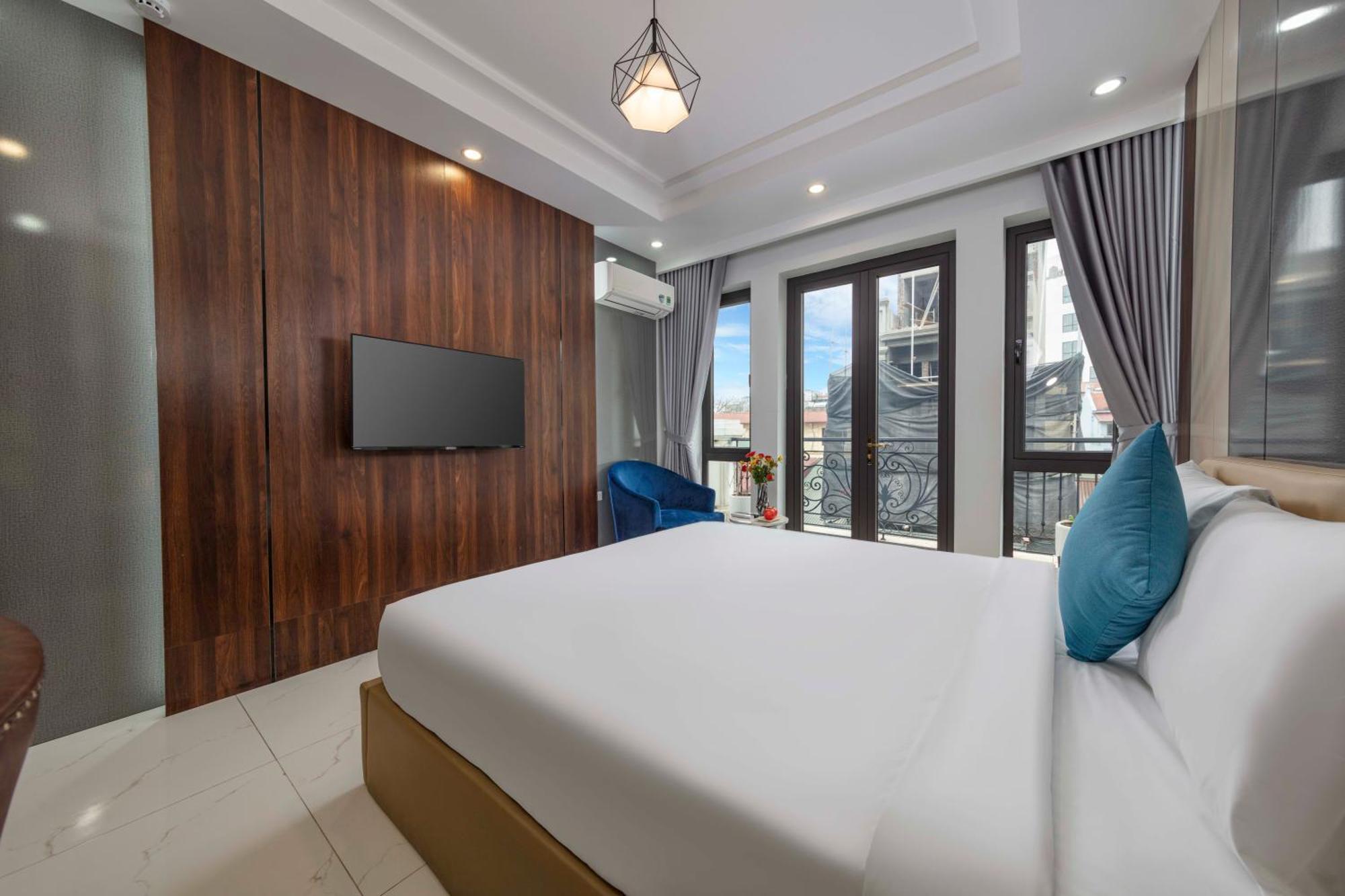 Infinity & Travel Hotel