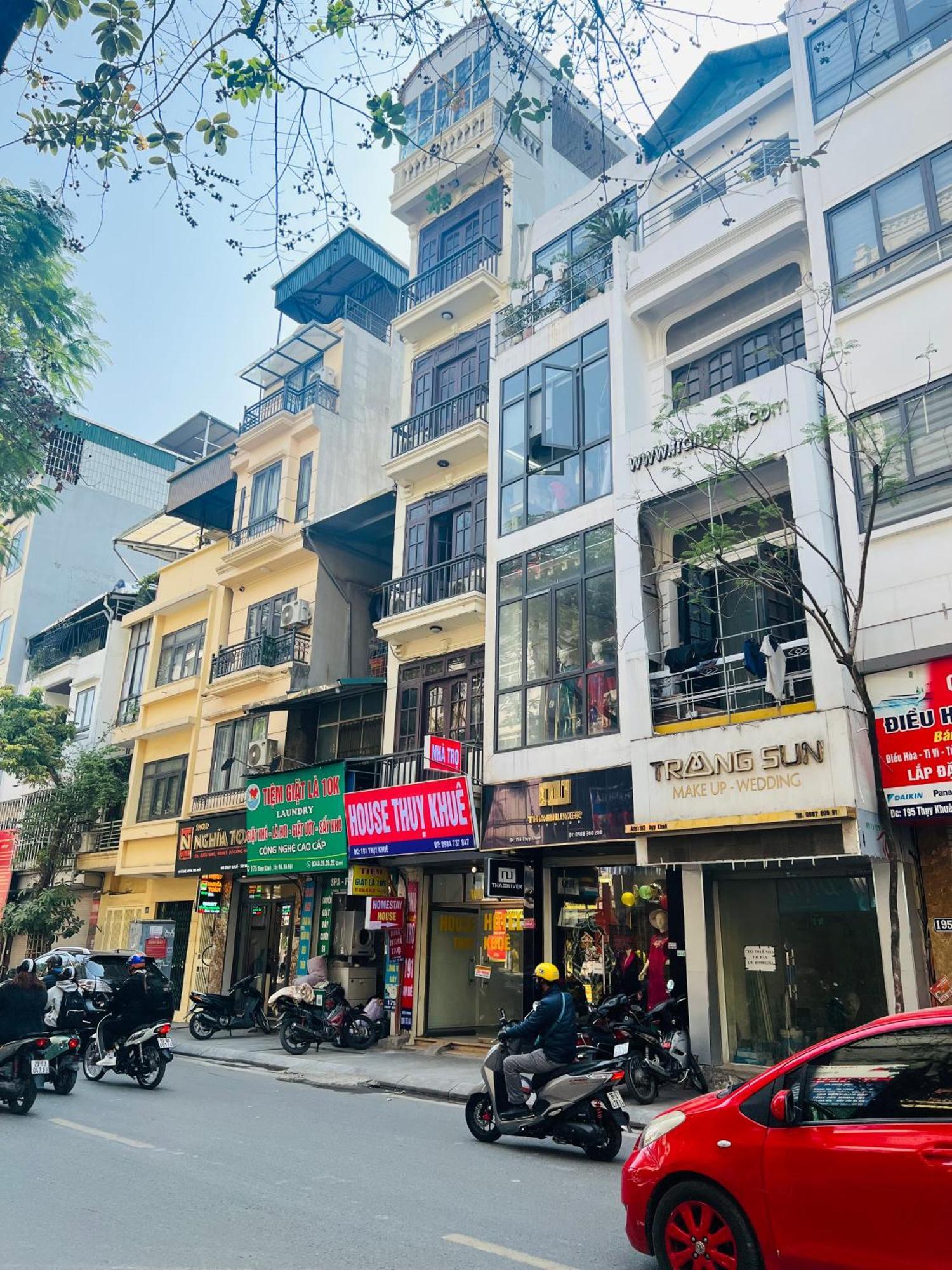 House Thuy Khue Ho Tay
