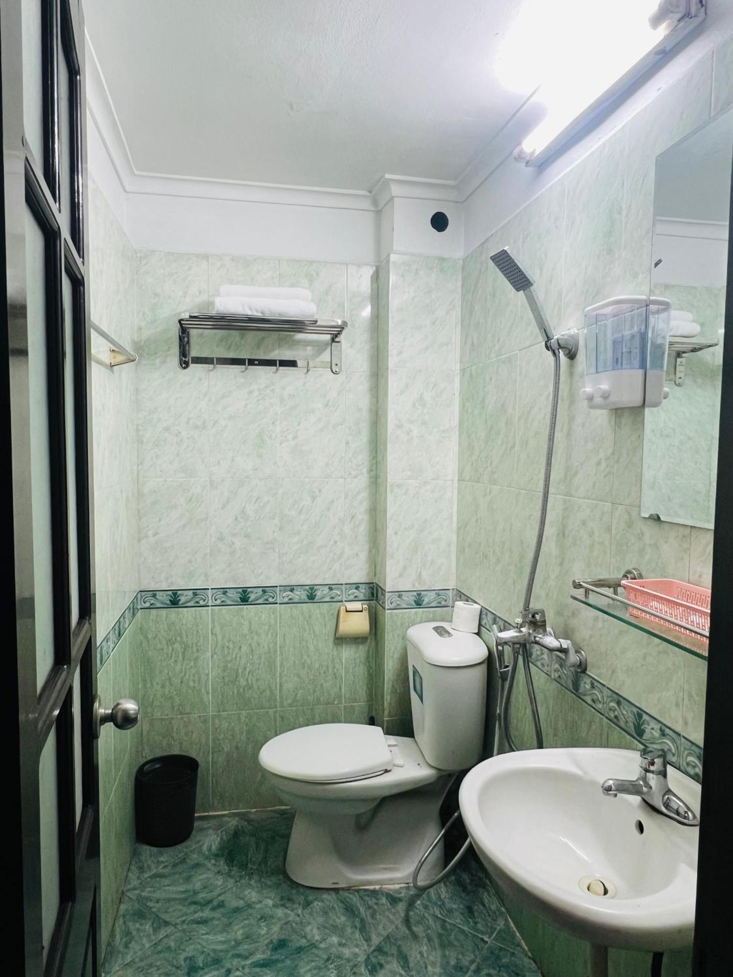 House Thuy Khue Ho Tay Aparthotel *