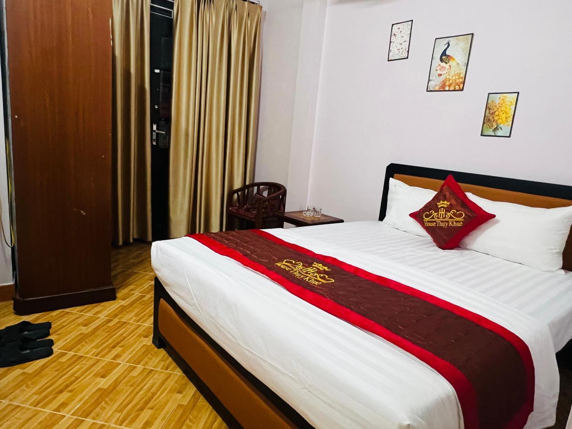 House Thuy Khue Ho Tay * Hanoi