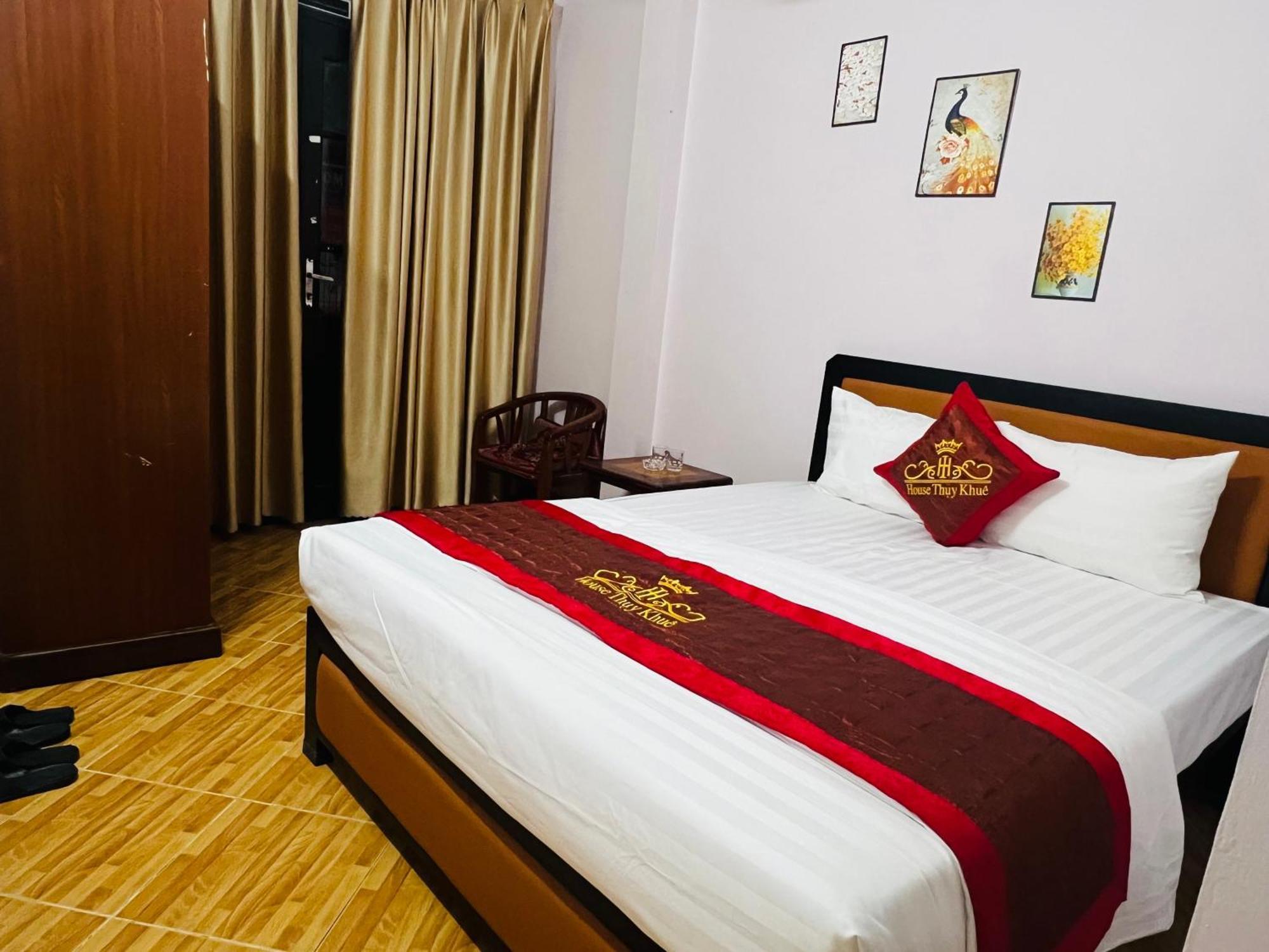 House Thuy Khue Ho Tay