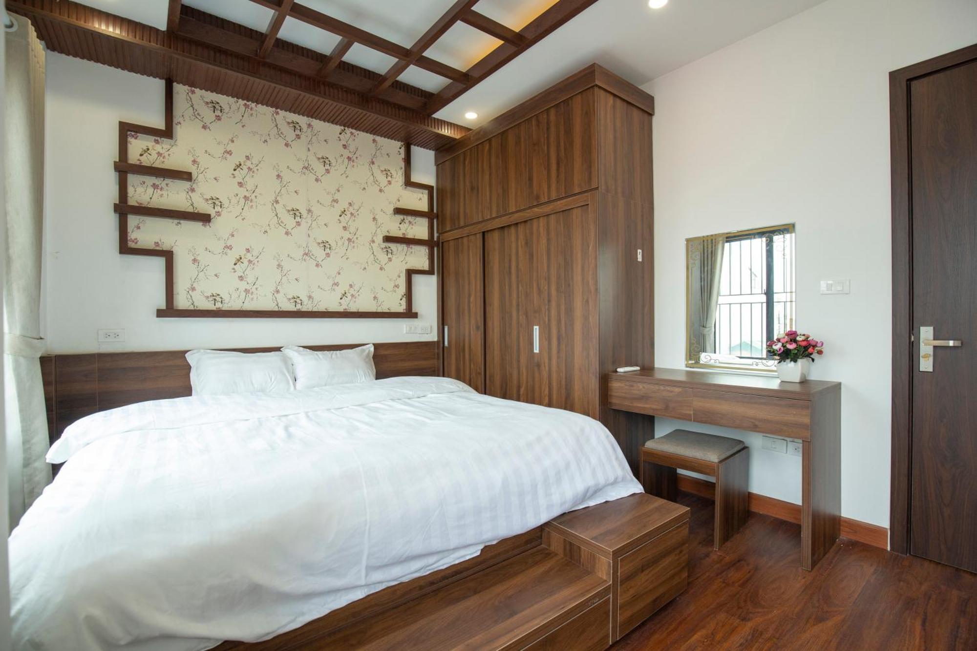 Sumitomo - Linh Lang Street Apartment Hanoi