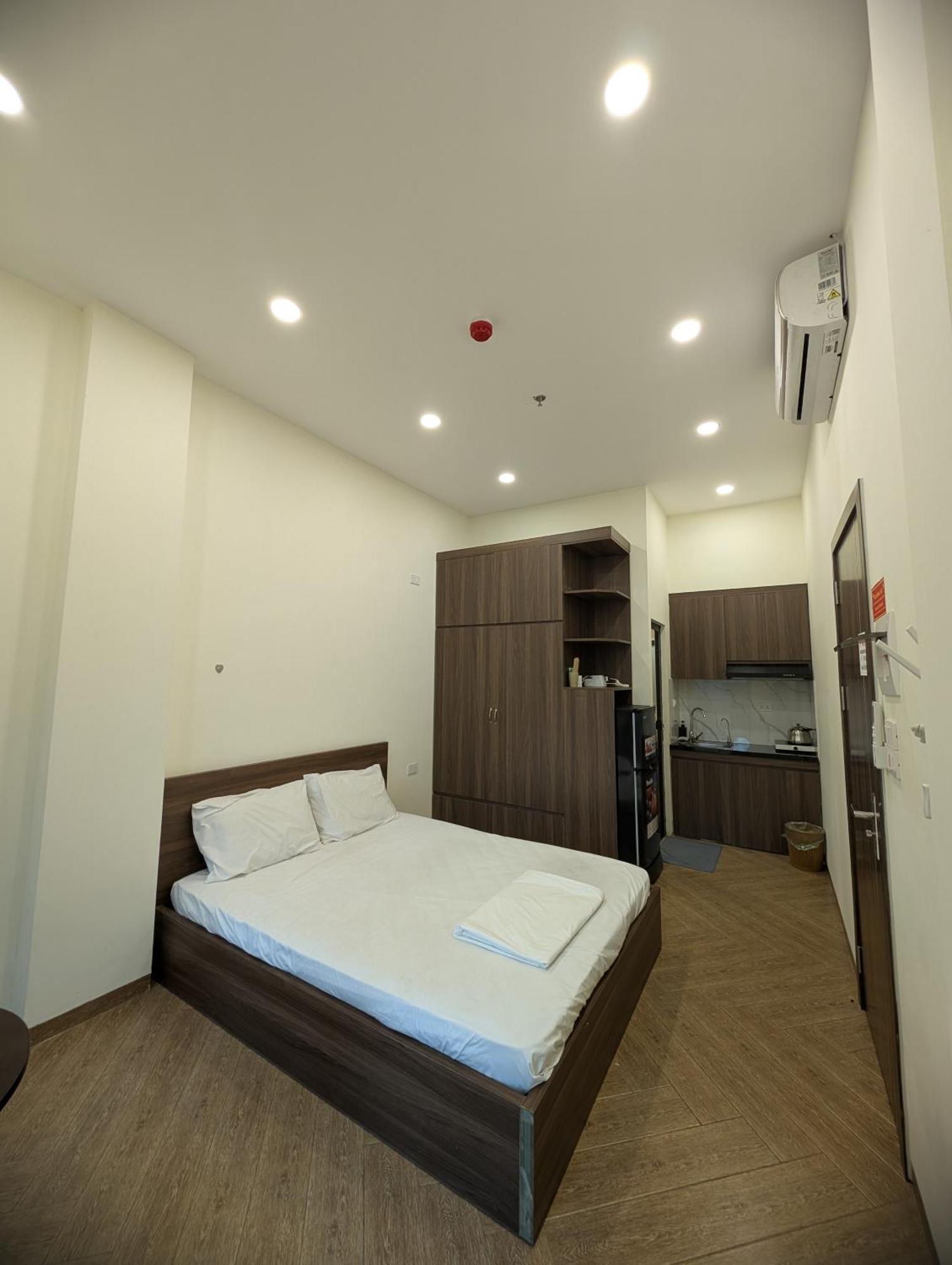 Aparthotel Era 158 Nguyen Khanh Toan Hanoi