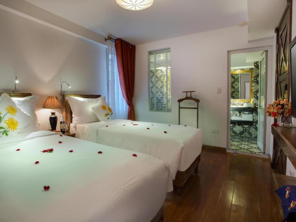 Noble & Swan Boutique Hotel