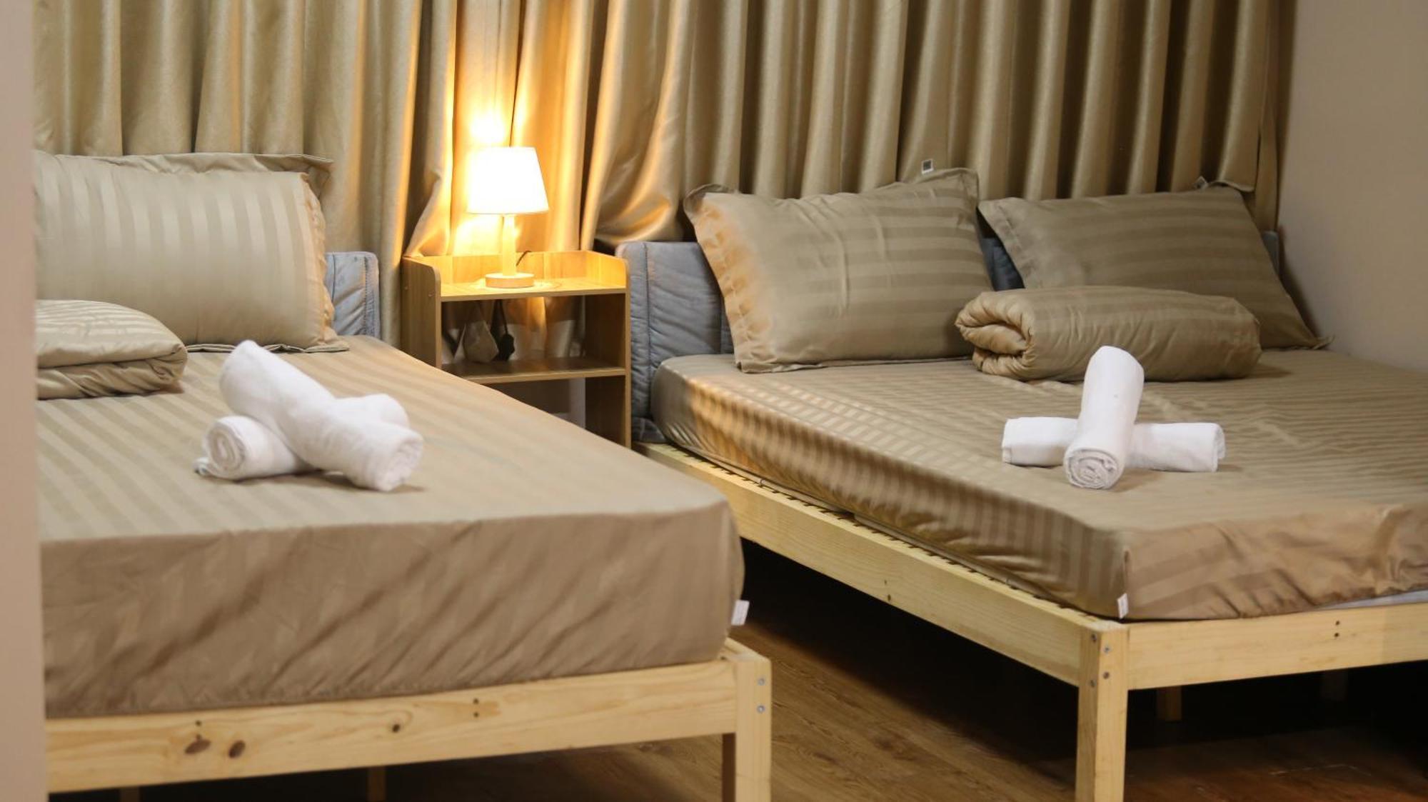 Vietnam Travelers 2 With Cozy Private Balcony * Hanoi
