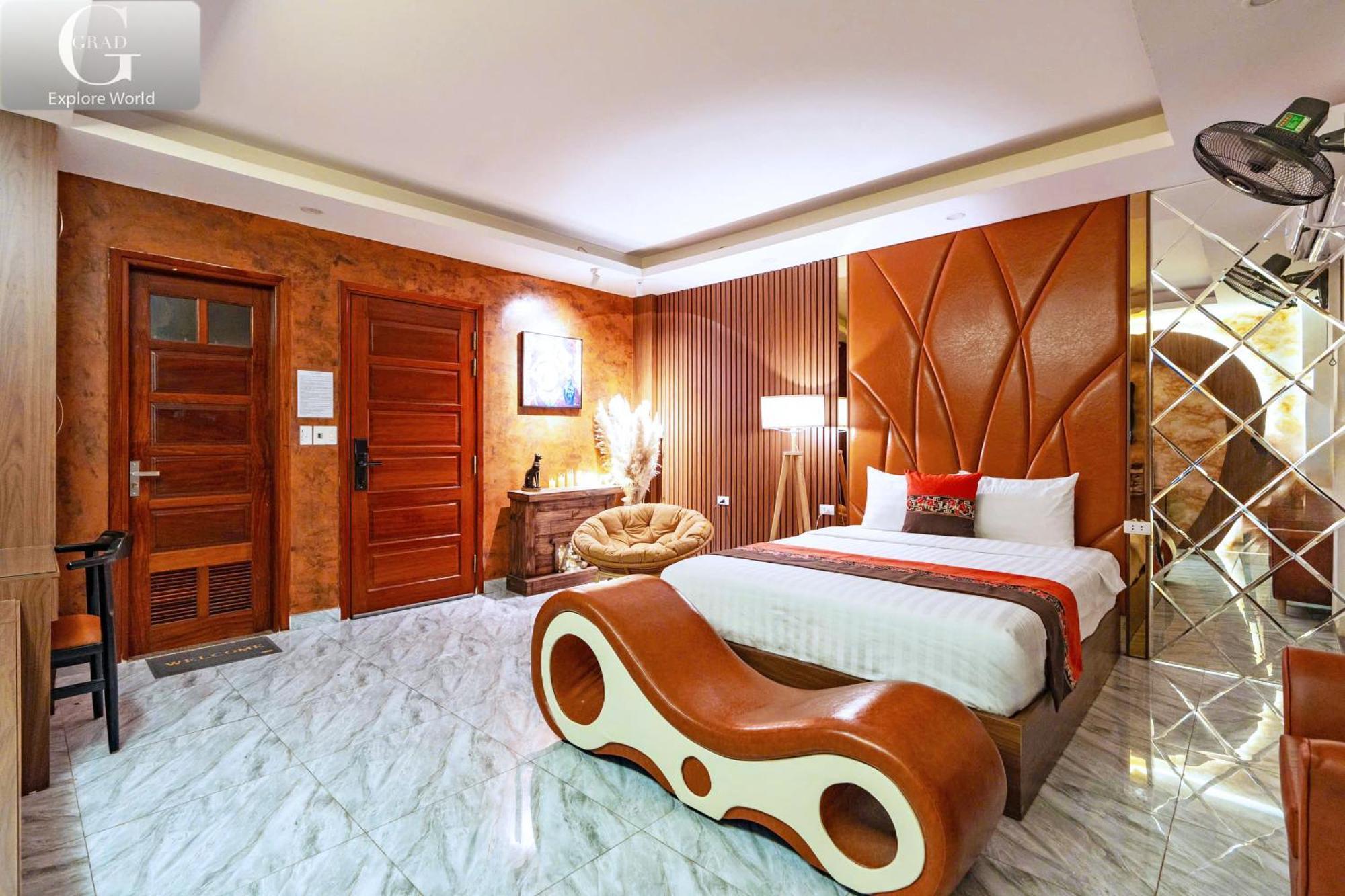 Hotel Queen Luxury *