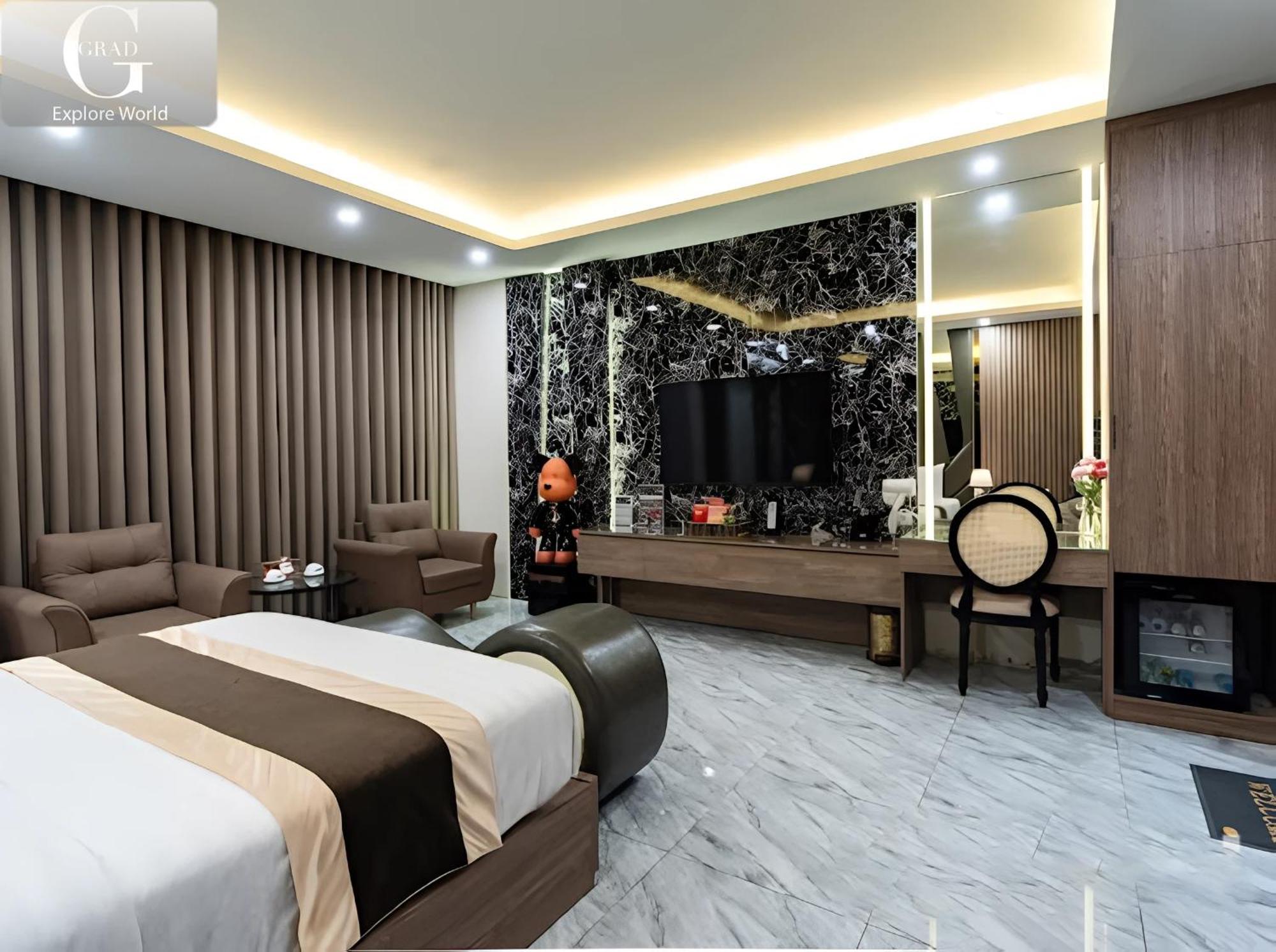 Hotel Queen Luxury Hanoi