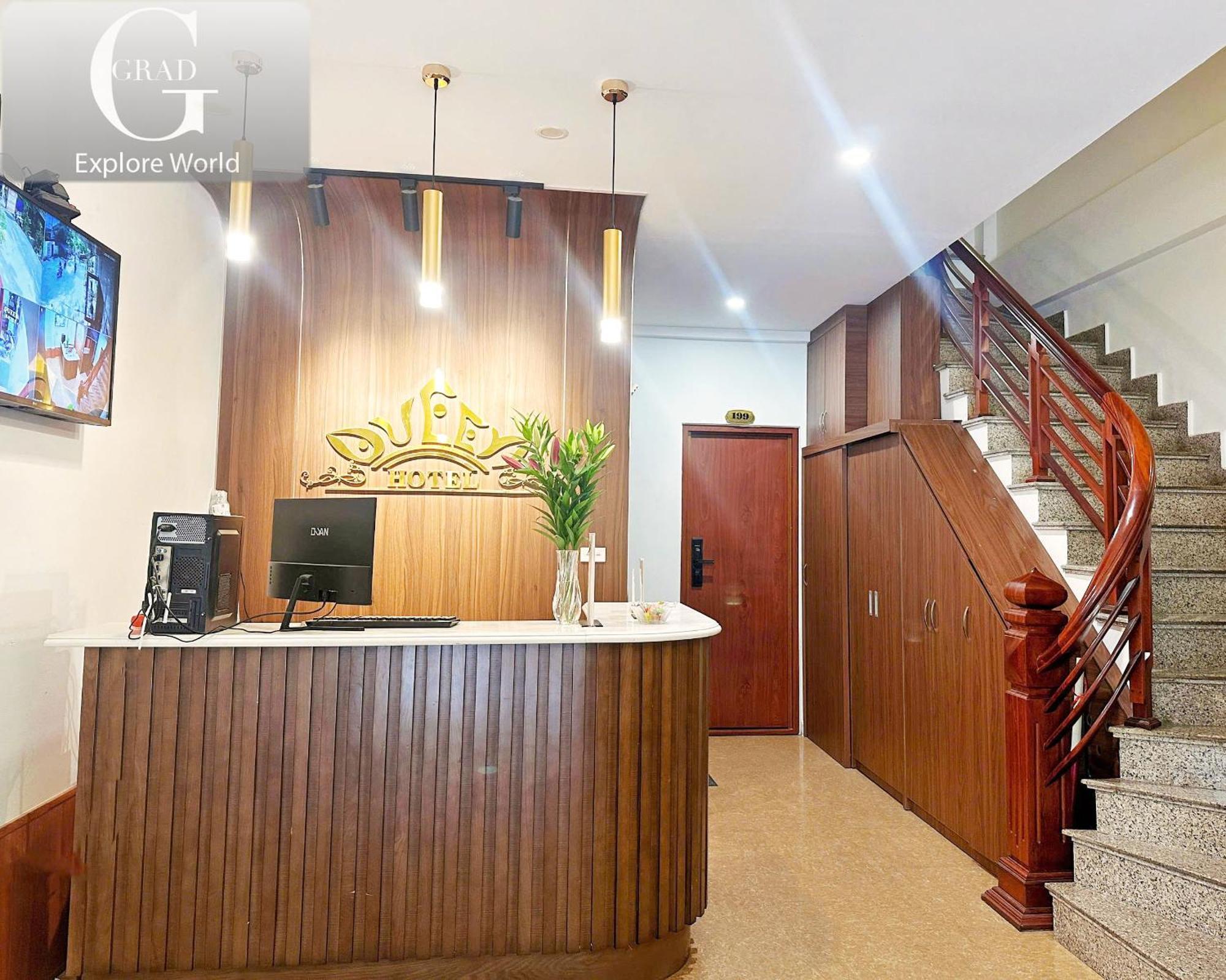 Queen Luxury * Hanoi