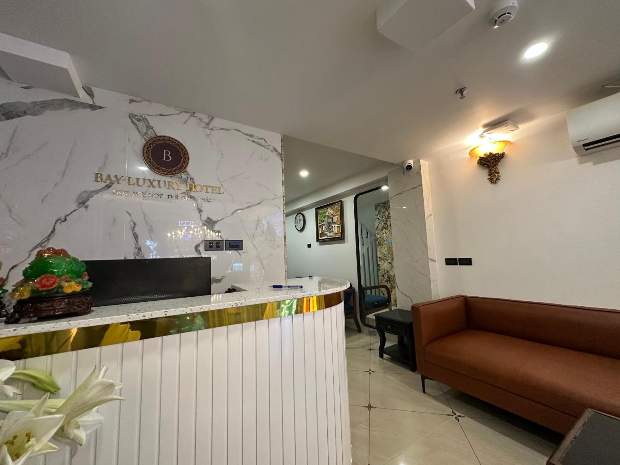 Bay Luxury & - No 1 Ngo Huyen 2* Hanoi