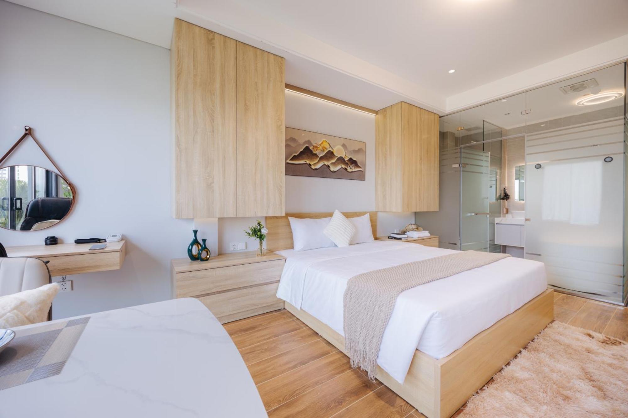Madison Urban - Free Massage And Laundry Hanoi