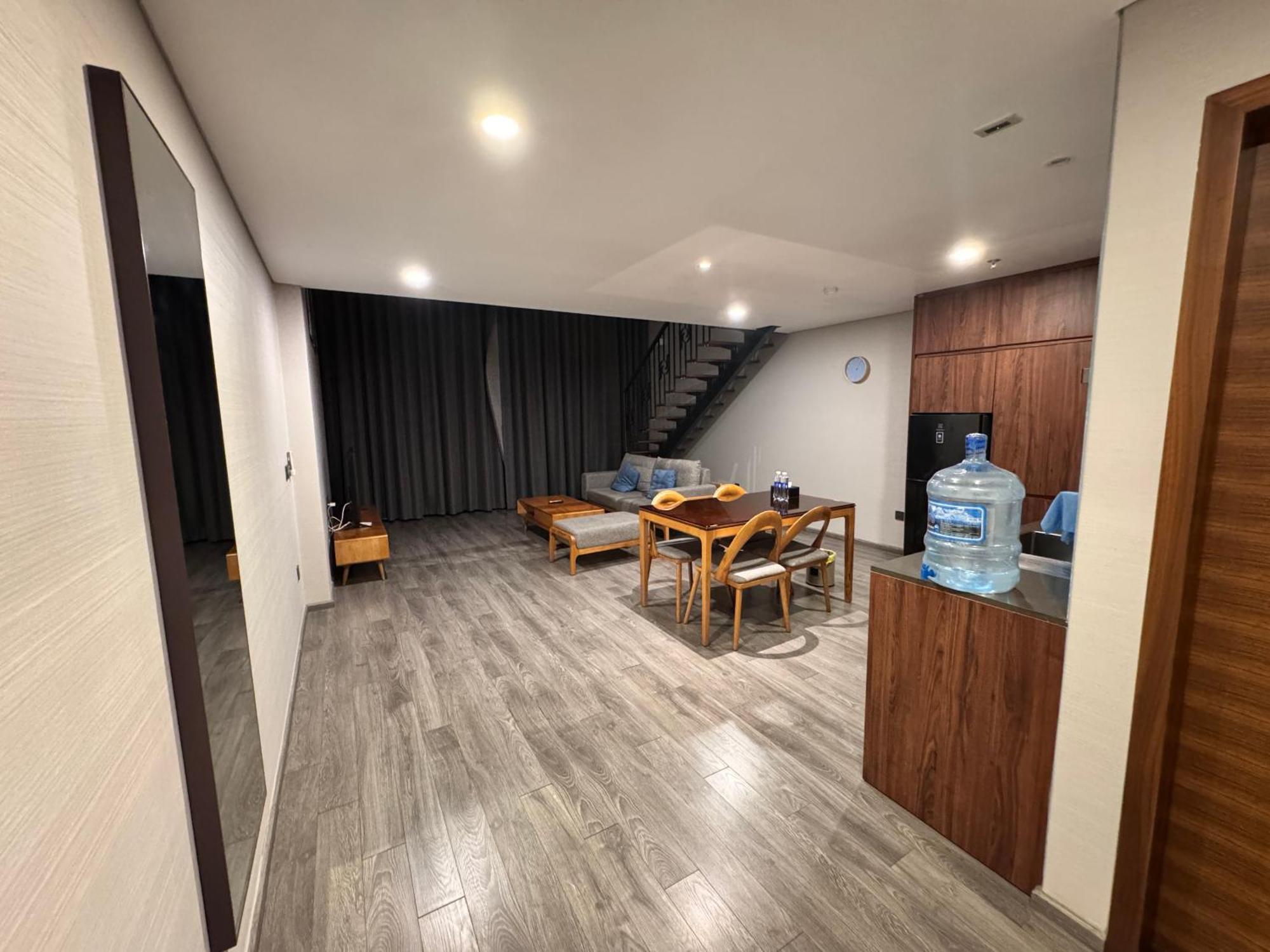 Pentplex Duplex West Ha Noi Apartment *