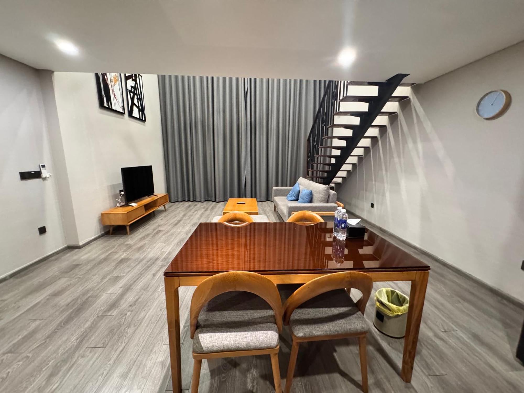 Pentplex Duplex West Ha Noi * Hanoi