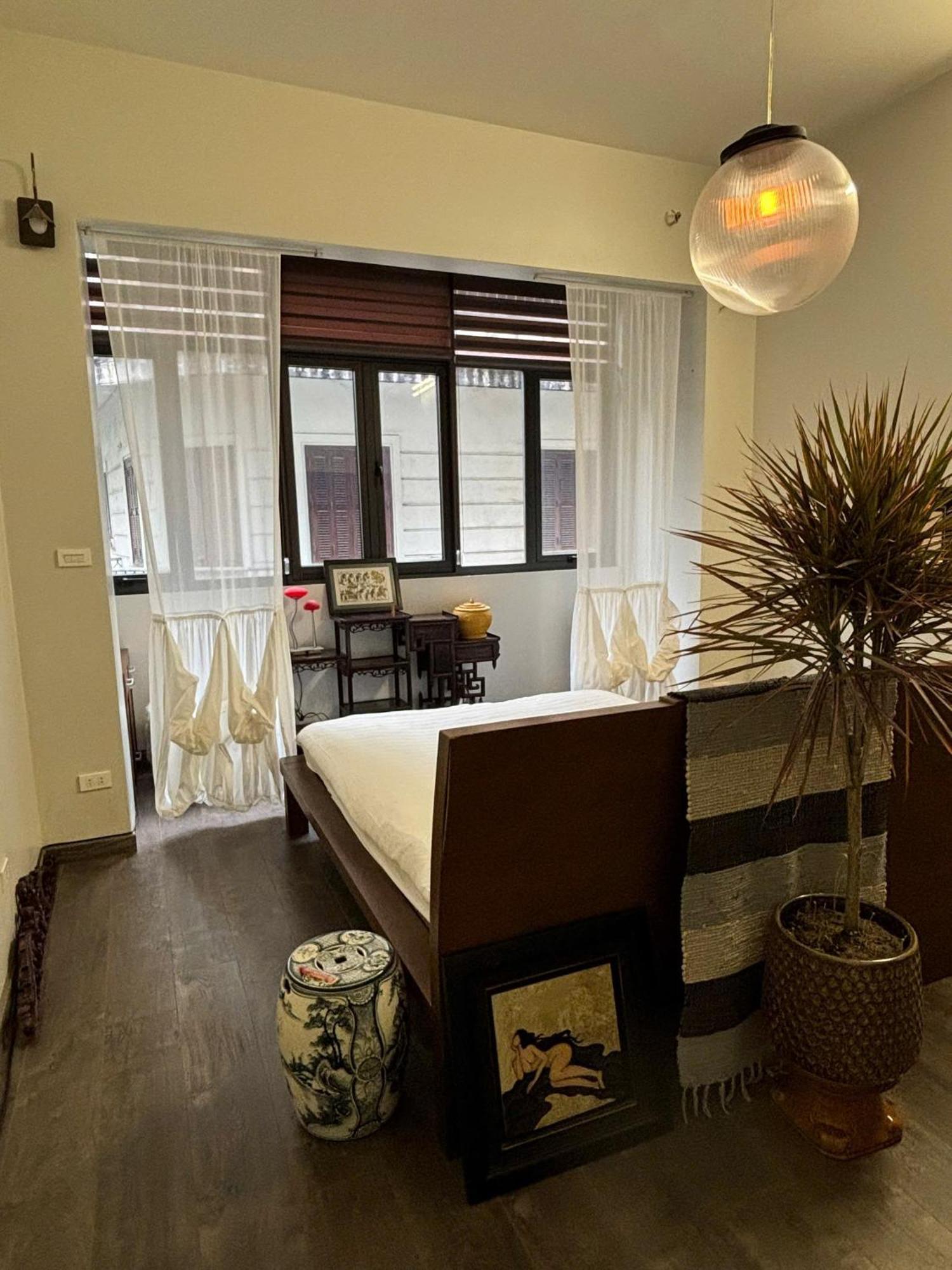 April Twelve Bed & Breakfast