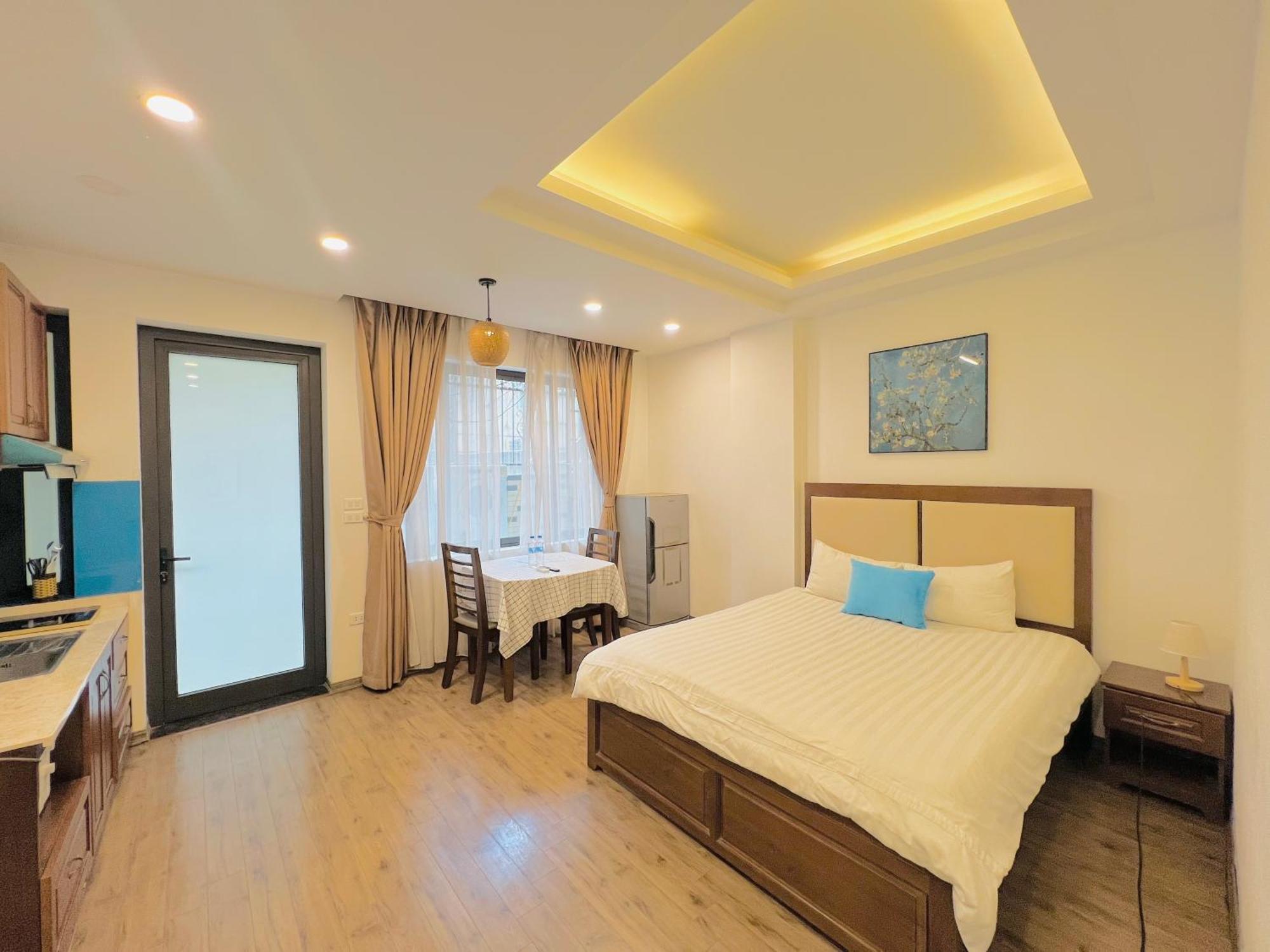 T98 Westlake Quang An - Tay Ho Center Garden View Studio! Apartment *