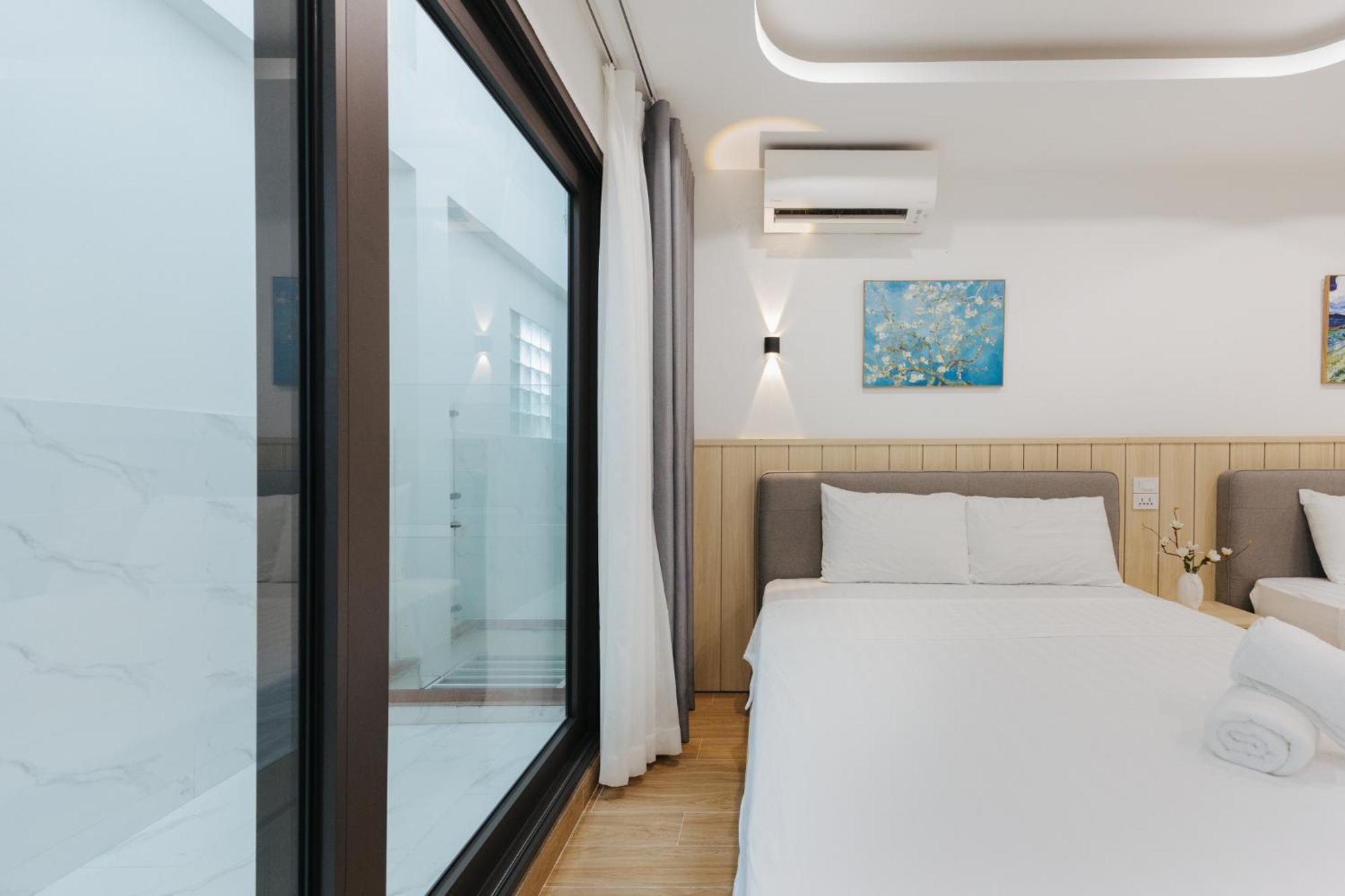 Wisteria Luxury Apartment Hanoi